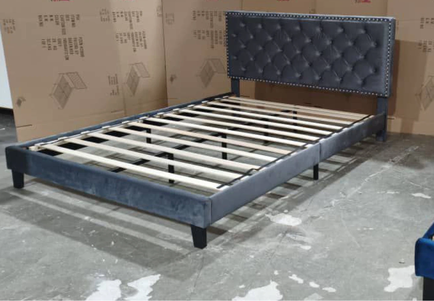 Velvet Upholstered Bed Frame with Tufted Headboard - photo 2