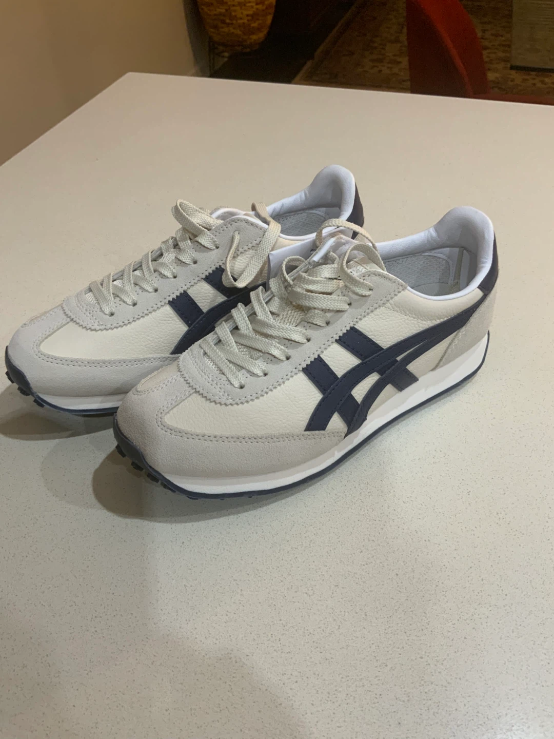 Onitsuka Tiger Shoes - Beige and Navy - Size 7.5 US Women's - photo 2