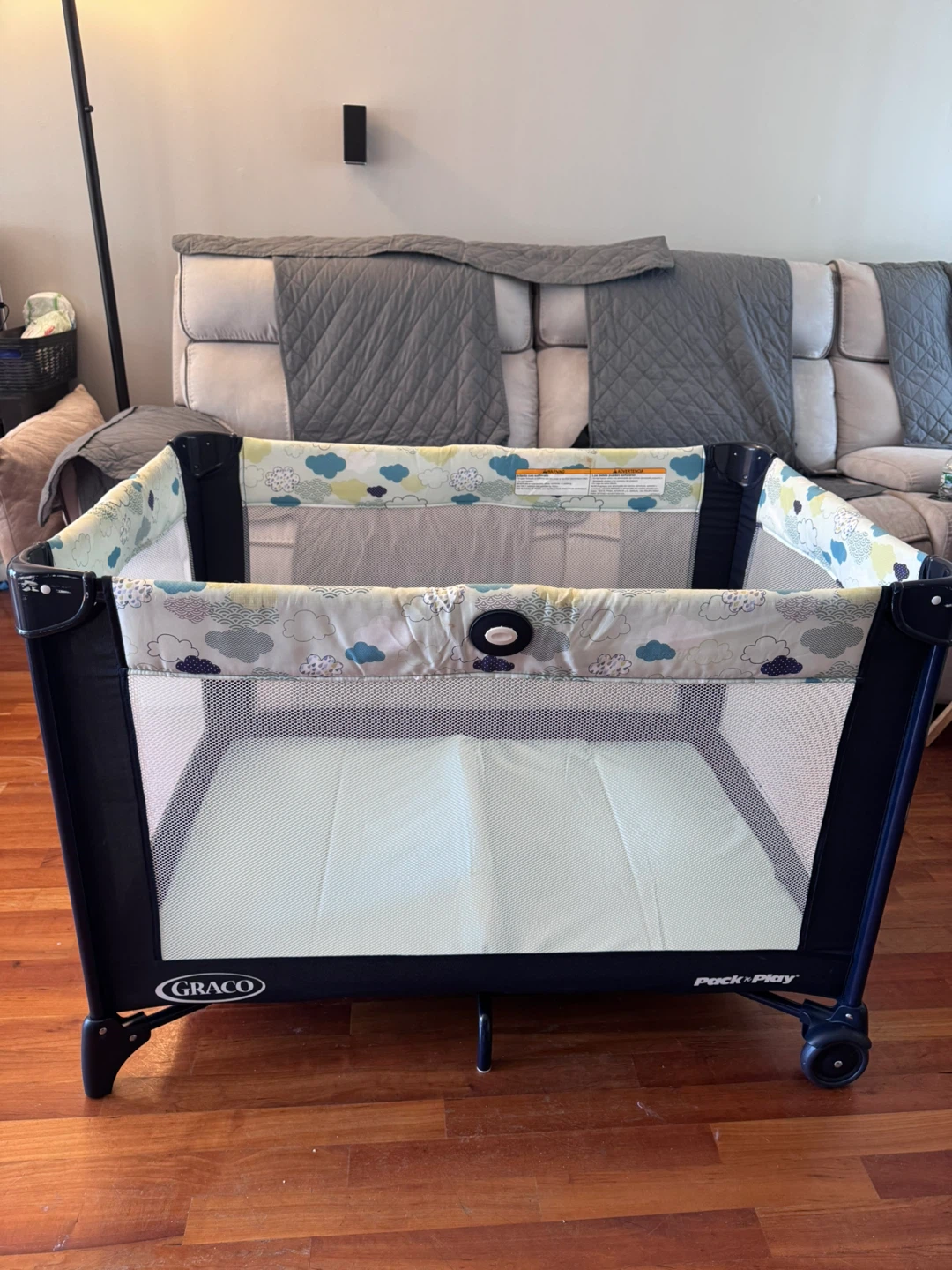 Graco Pack 'n Play Portable Playard - photo 4
