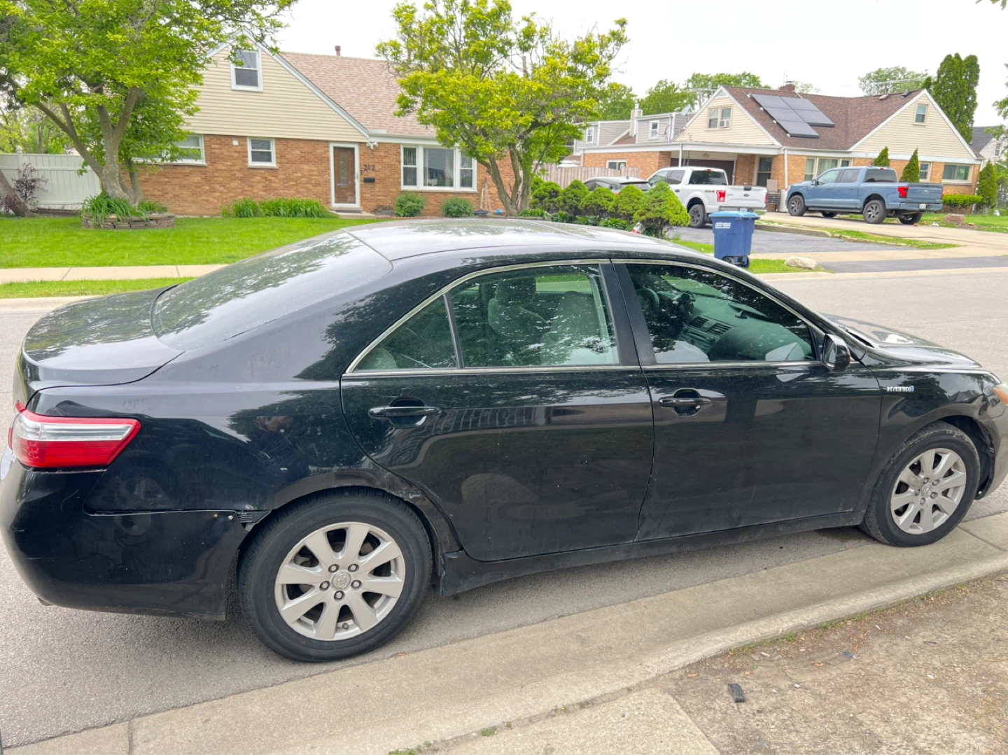 Black Toyota Camry Hybrid Sedan - photo 5