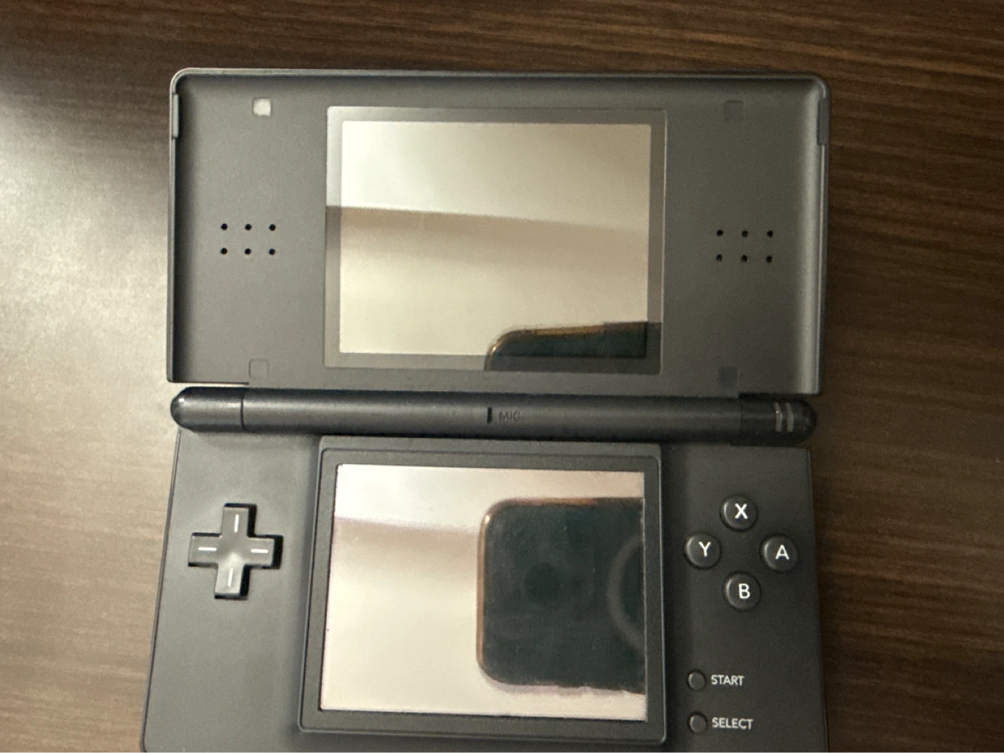 Nintendo DS Lite - photo 3
