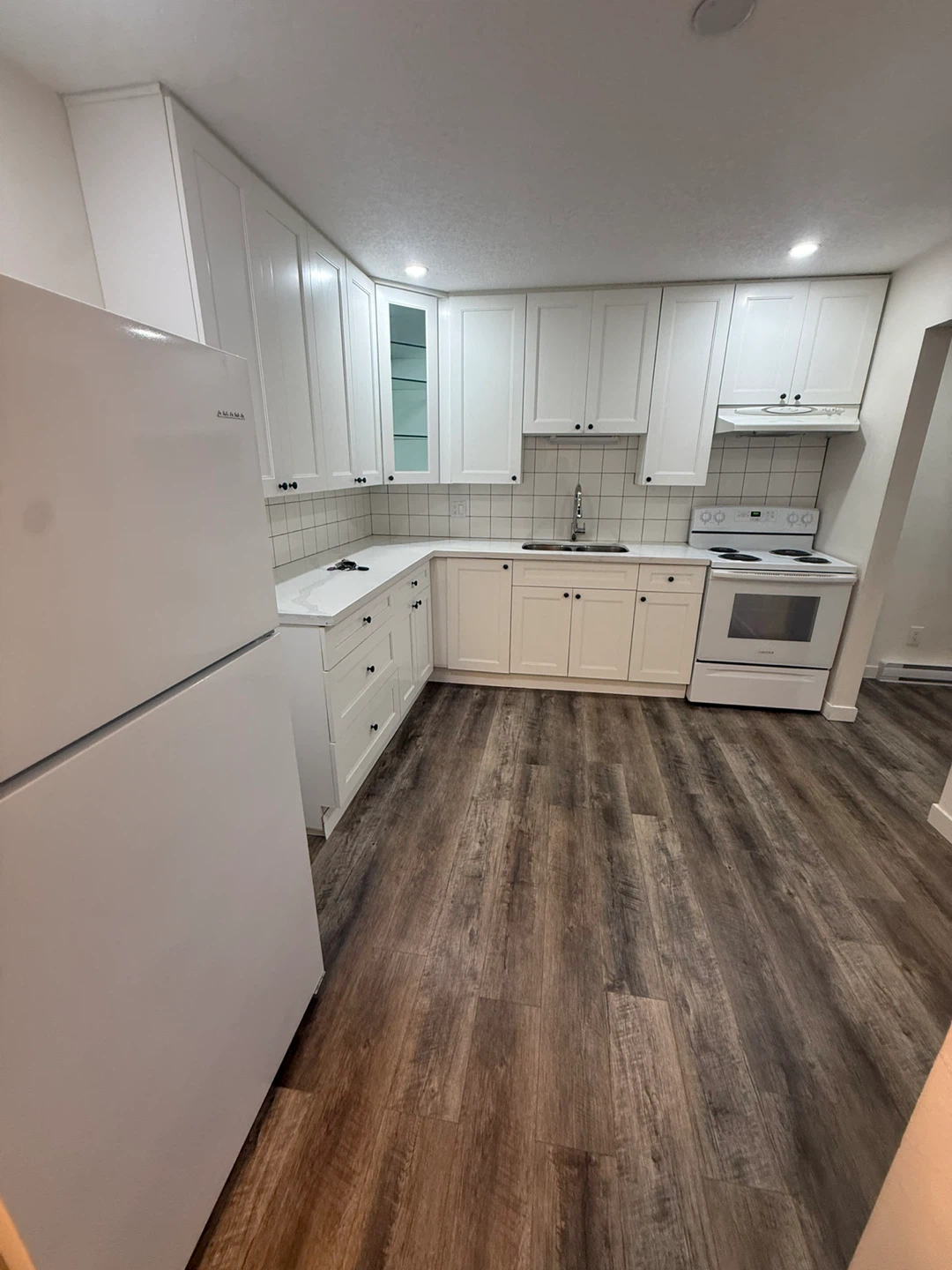 1 Bedroom Apartment for Rent - photo 4