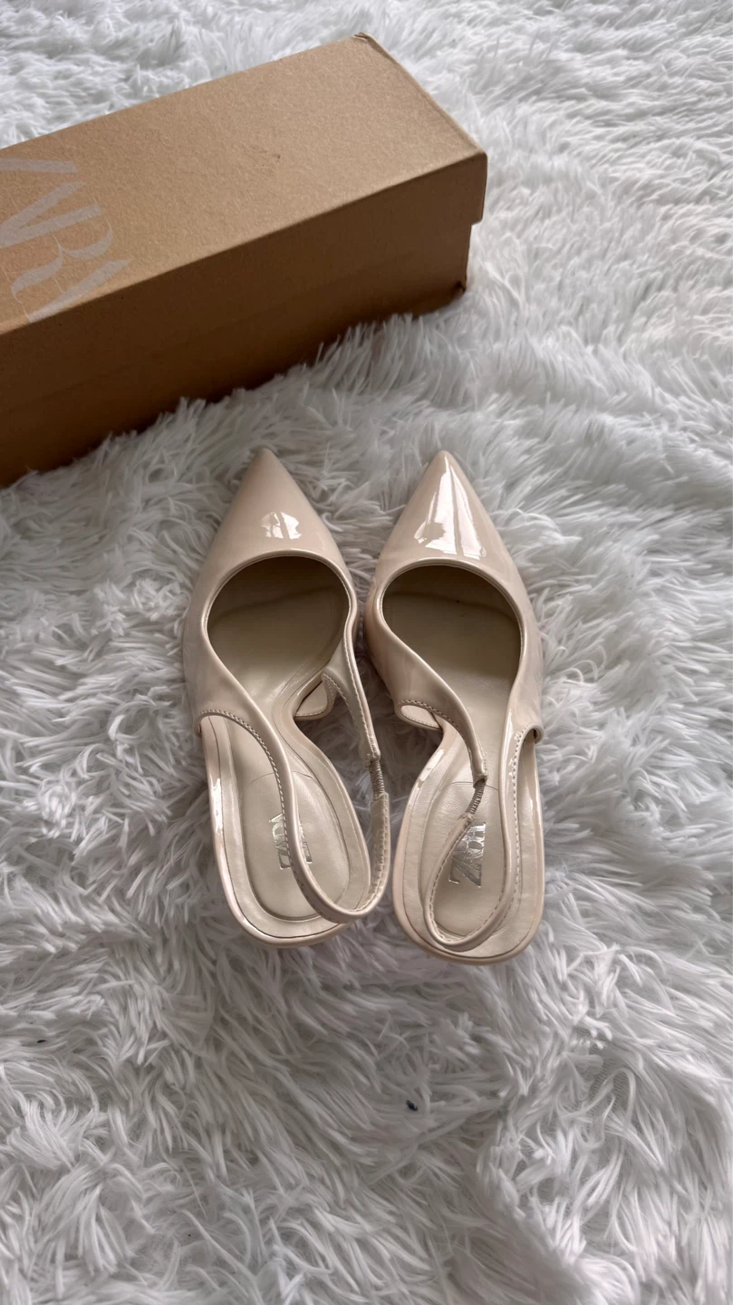 ZARA Beige Patent Slingback Heels Size 36 - photo 4