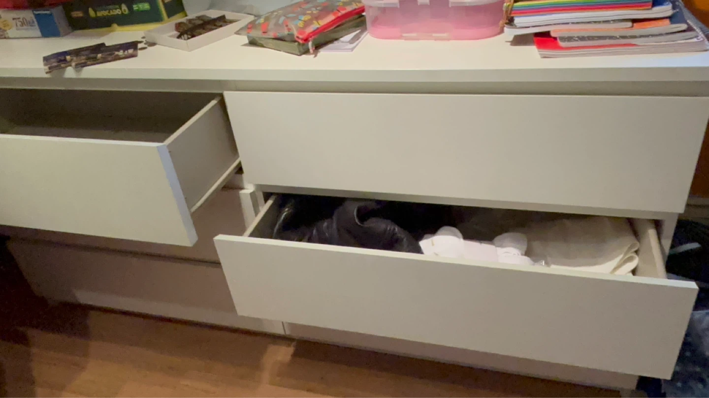 White 6-Drawer Dresser - photo 4