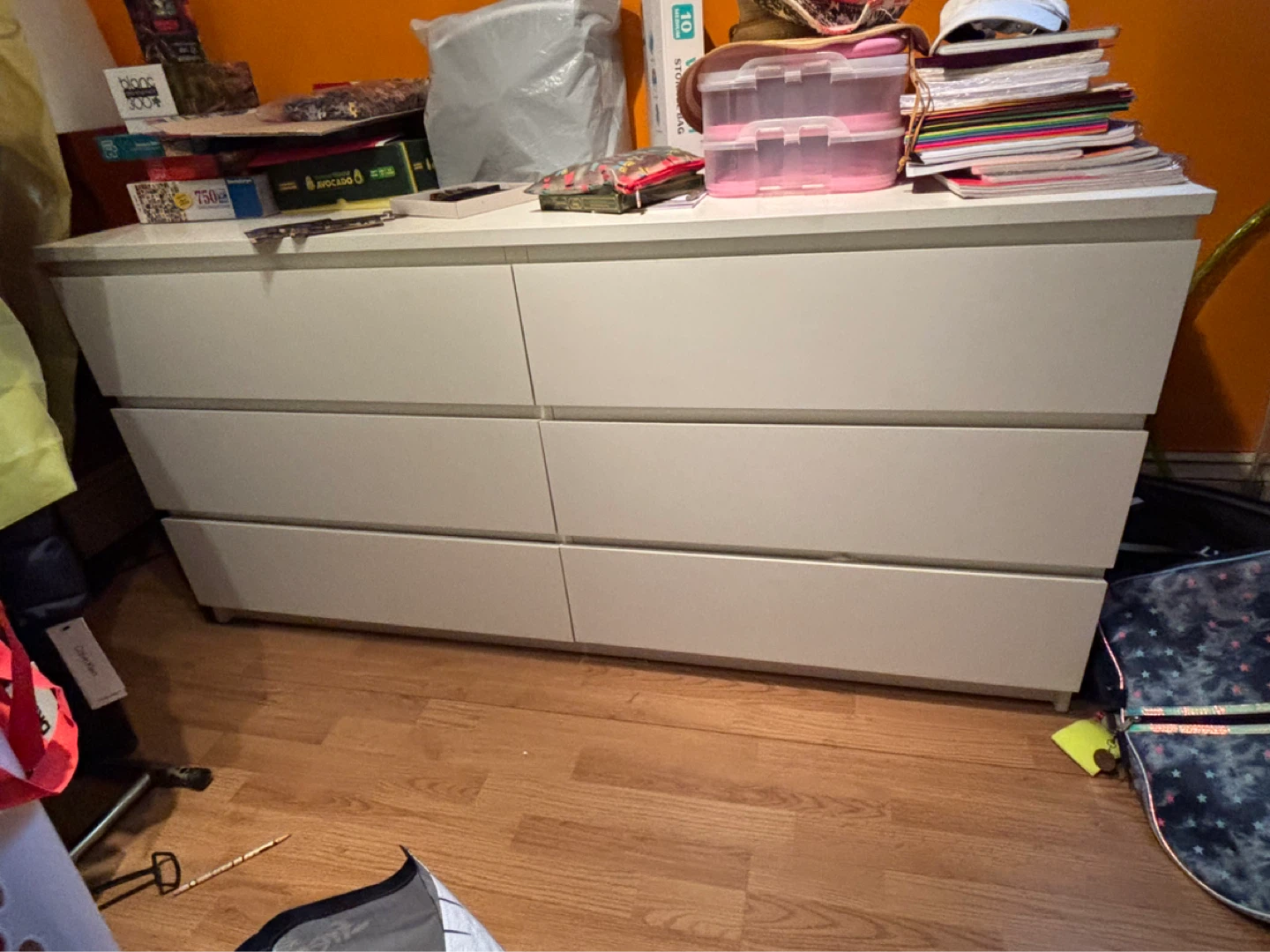 White 6-Drawer Dresser - photo 2