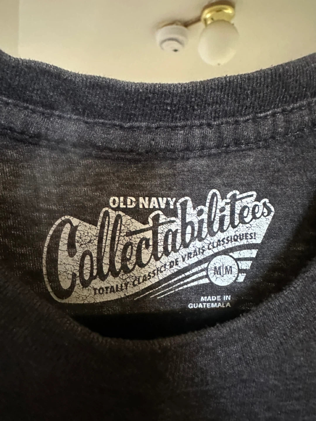 Old Navy Collectabillitees Mario T-Shirt - Size M - photo 3