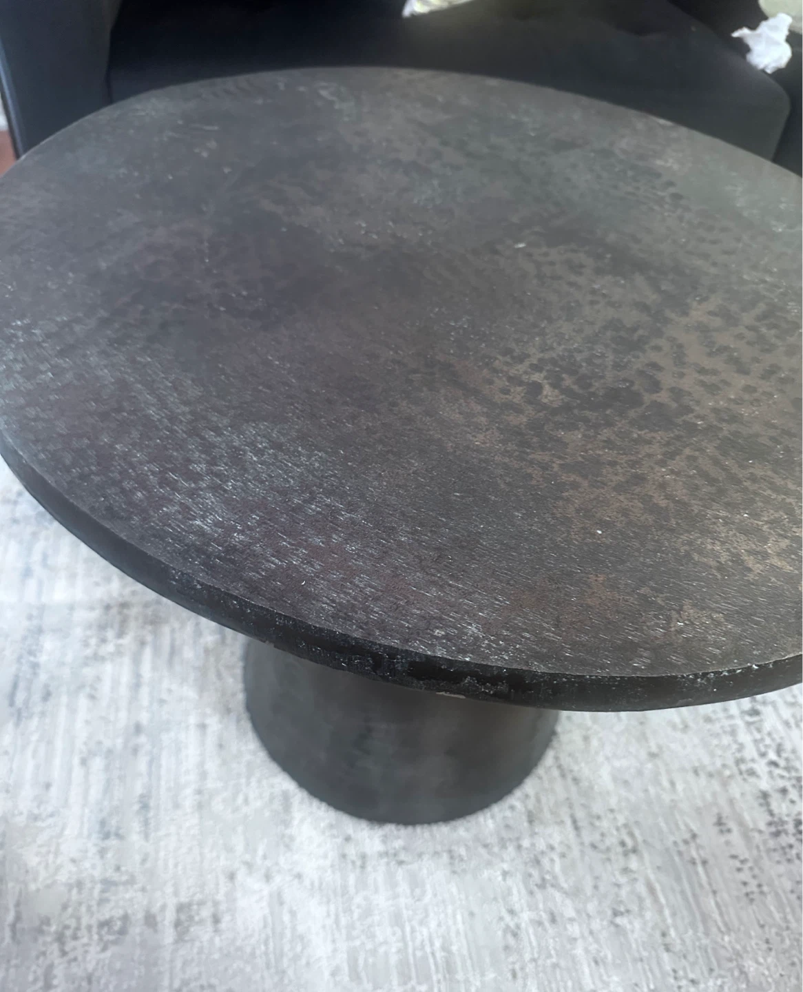 Black Round Pedestal Coffee Table - photo 4