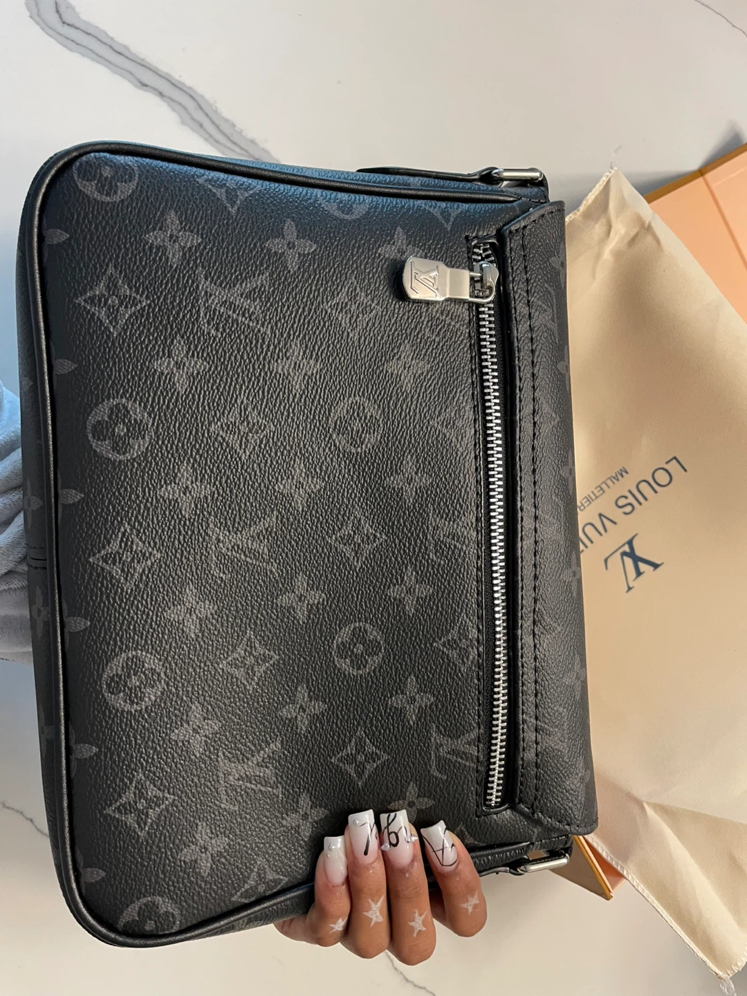 Louis Vuitton Monogram Messenger Bag - photo 4