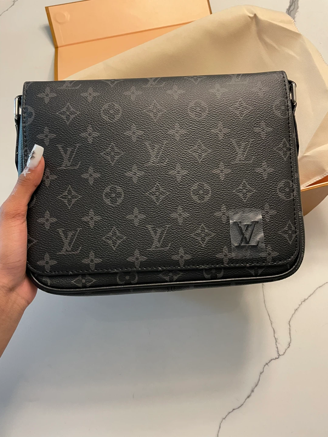 Louis Vuitton Monogram Messenger Bag