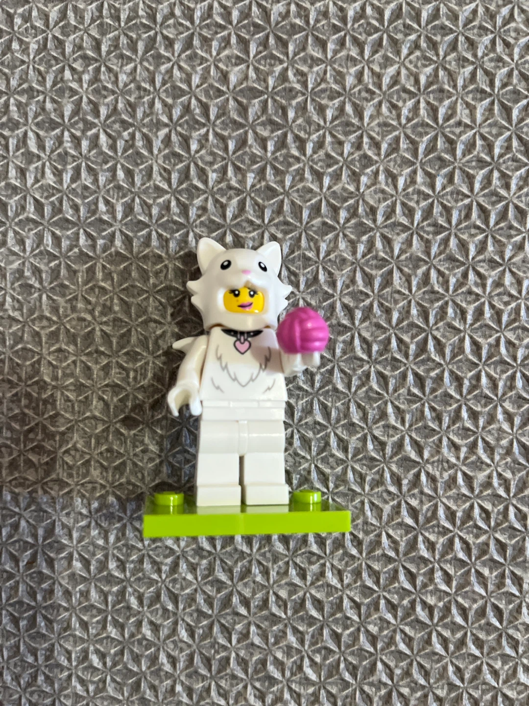 LEGO Minifigure White Cat Costume with Pink Yarn Ball