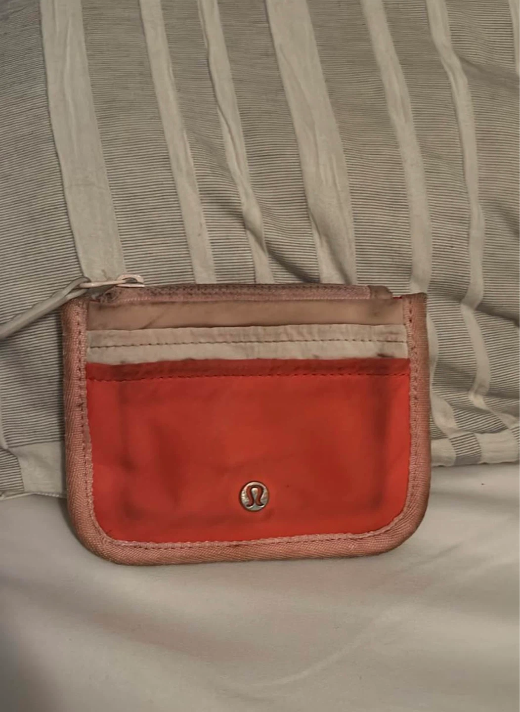 Lululemon Card Holder Pouch - raspberry cream