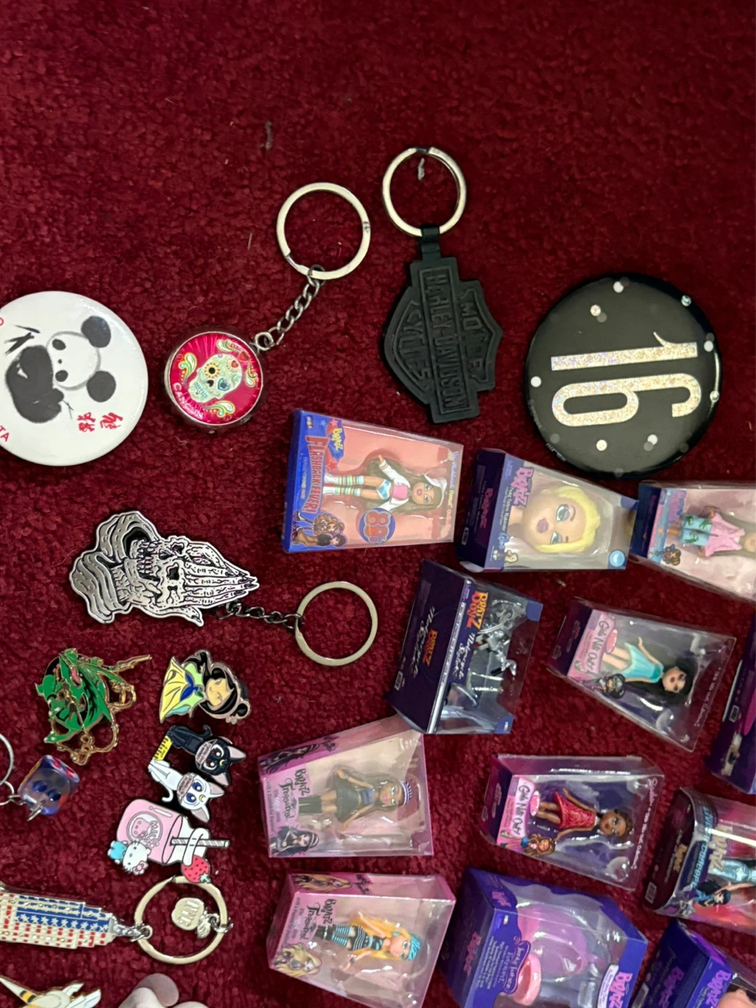 Toy key chains and pins lot - photo 4