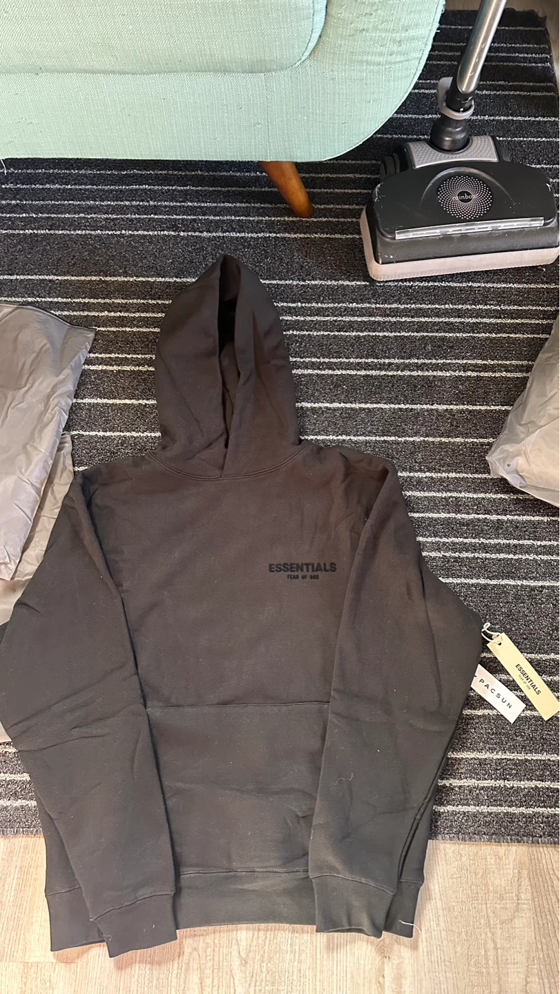 Black ss22 essentials hoodie