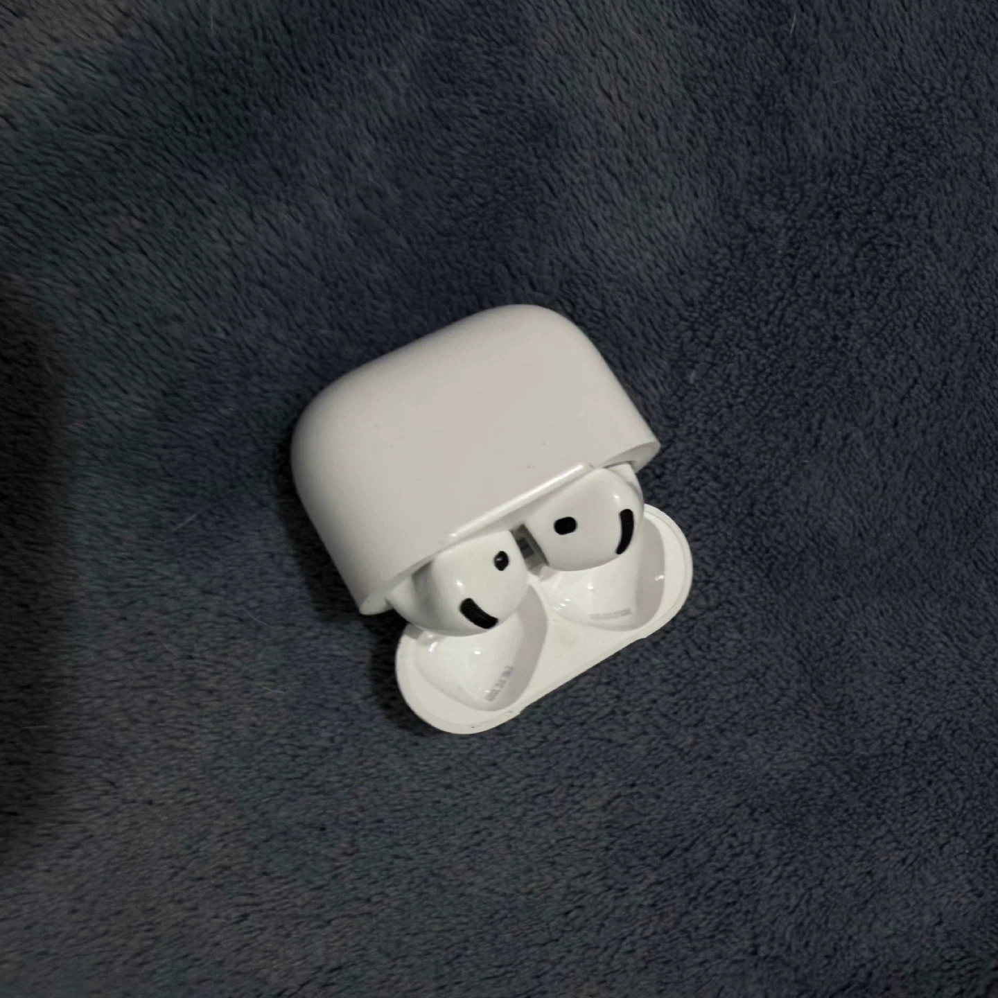 Apple AirPods 3rd Generation - photo 2