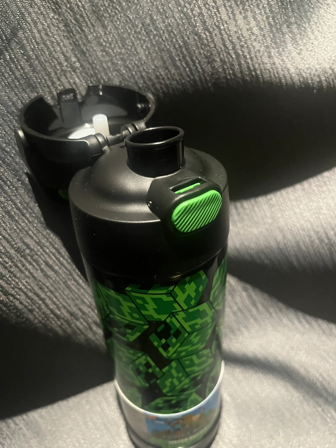 Minecraft Water Bottle - photo 2