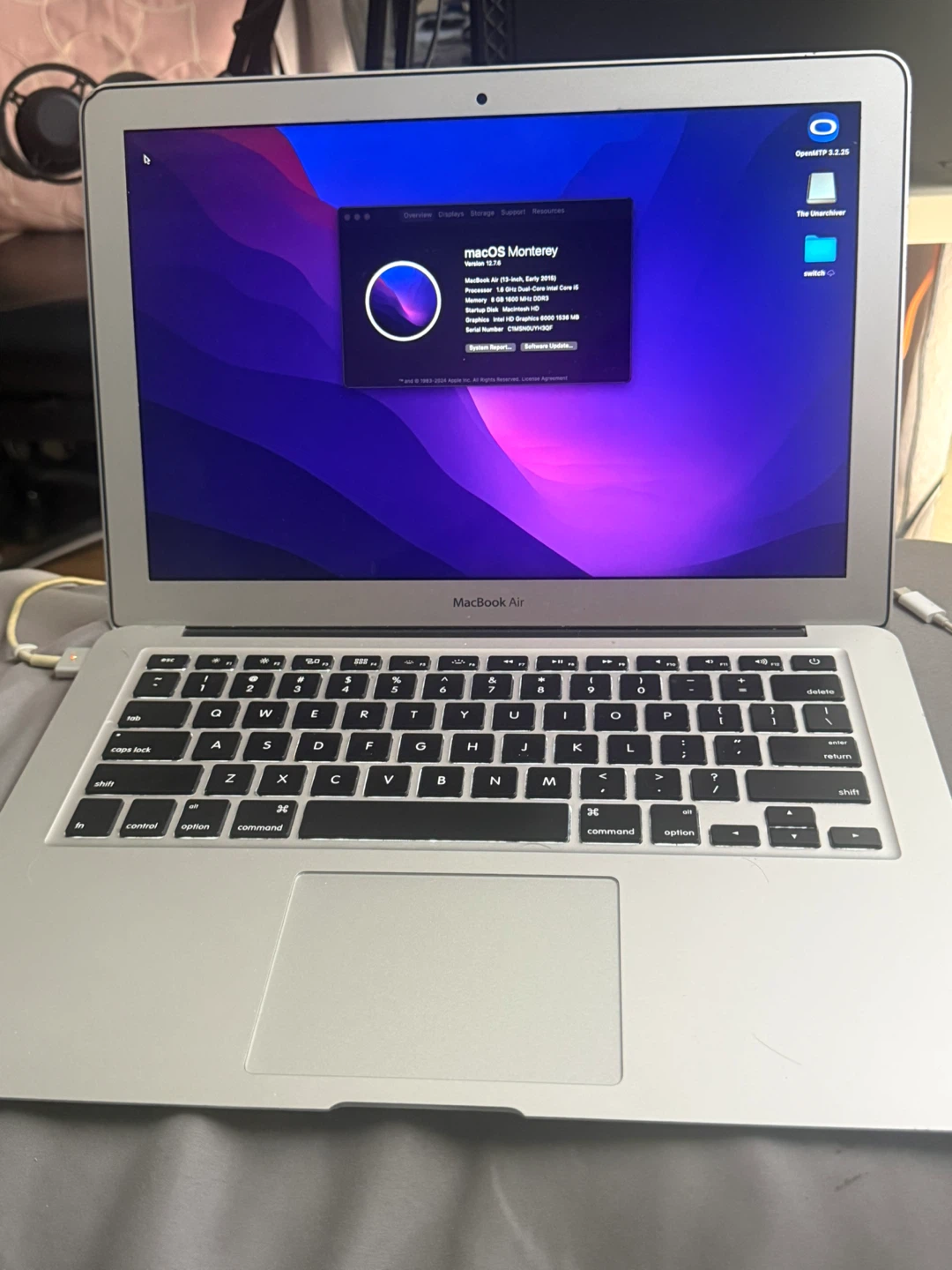 Apple MacBook Air (13-inch, Early 2015) Core i5 - photo 2