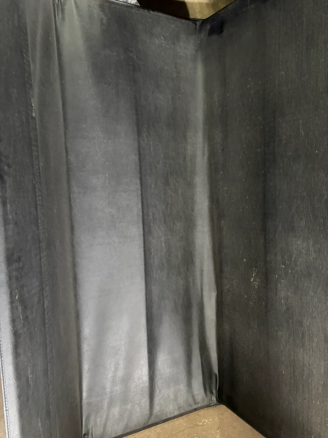Black Truck Bed Tonneau Cover - photo 3