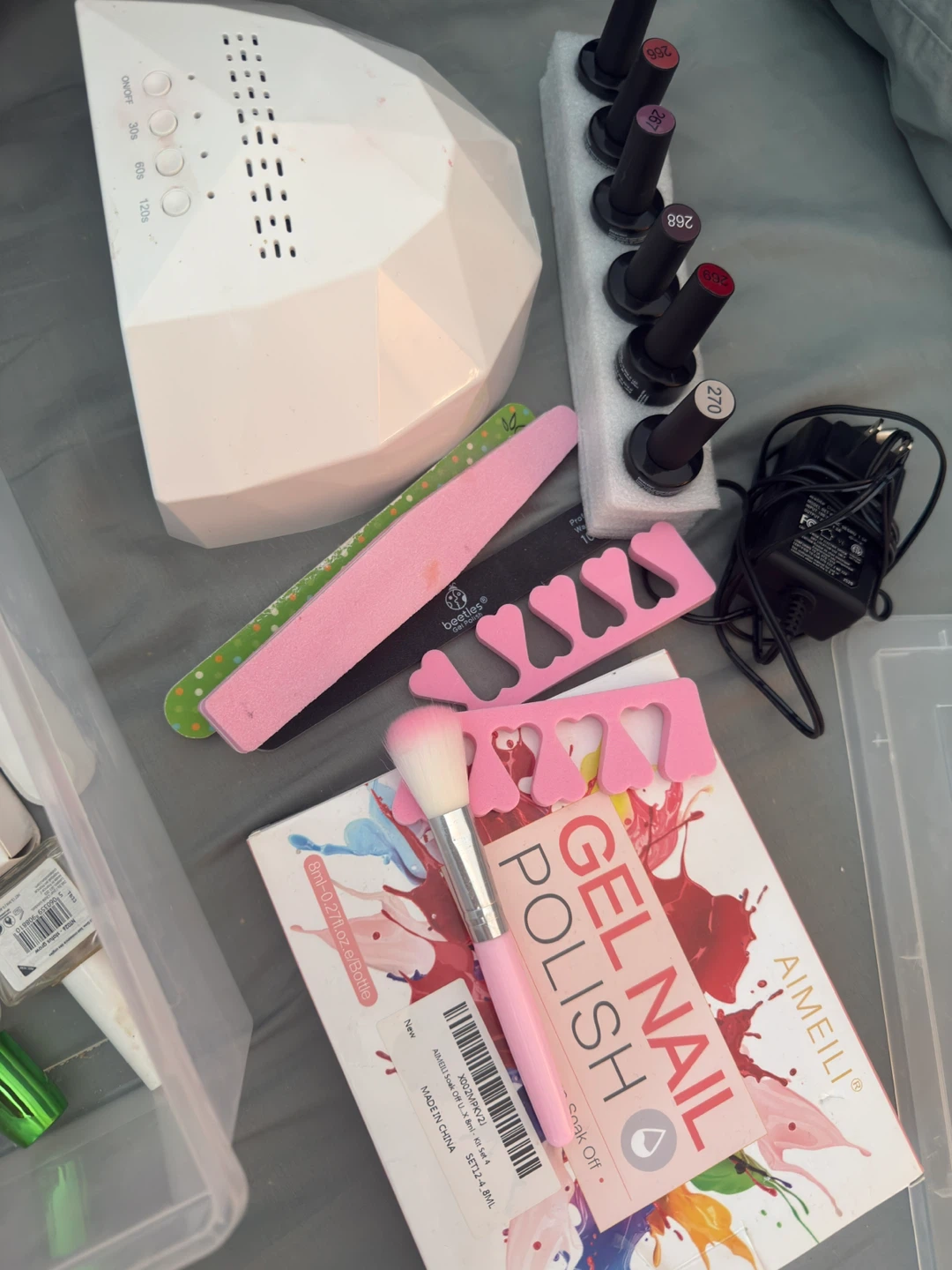 Aimeili Gel Nail Polish Kit with UV Lamp and Accessories