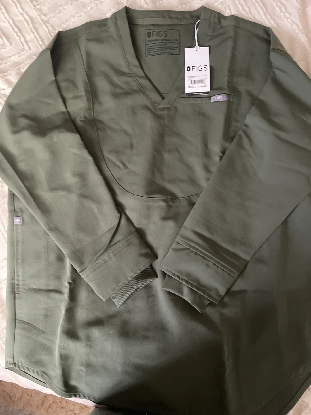 FIGS Long Sleeve V-neck Tunic Top  Scrub Top - photo 3