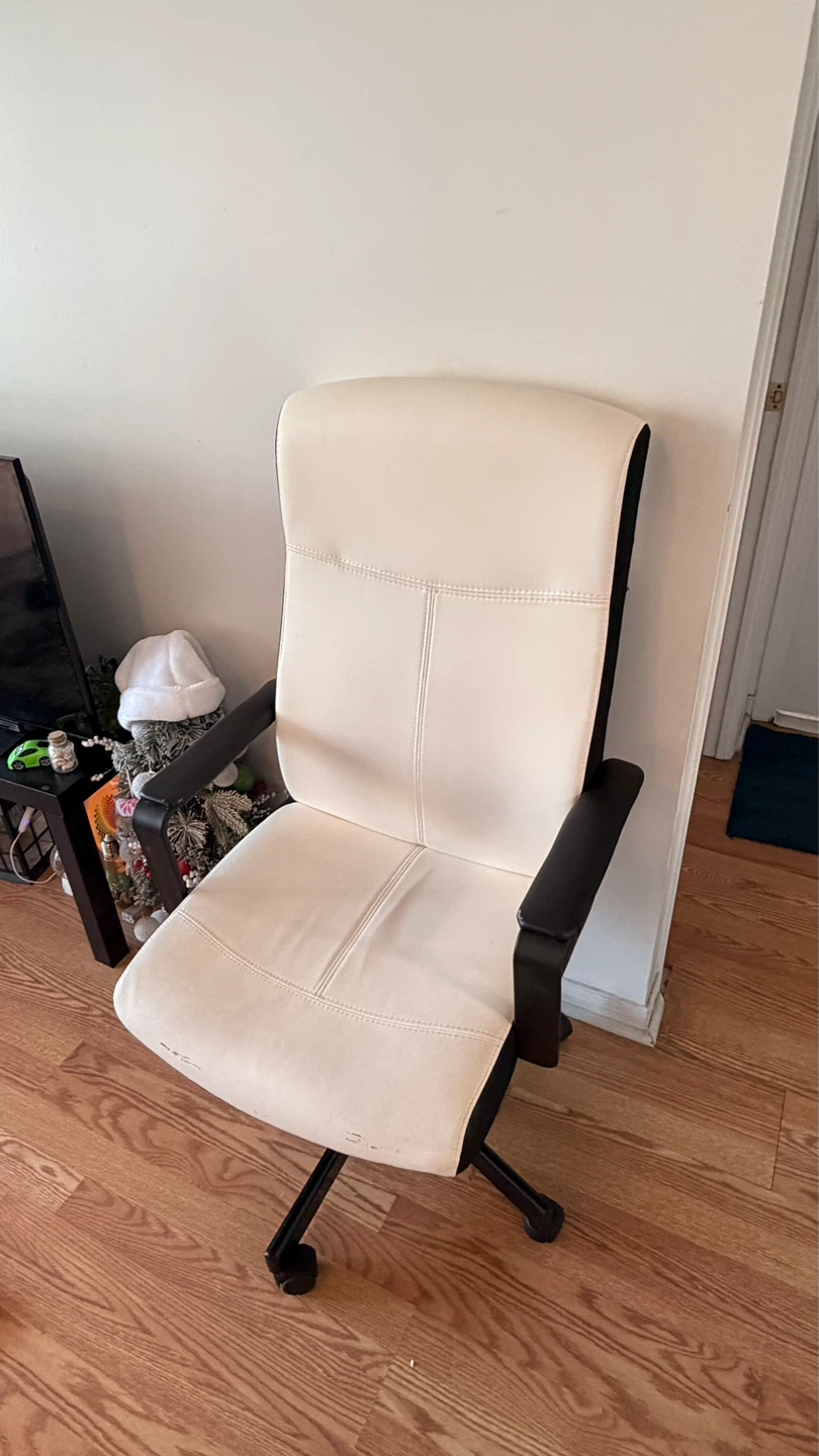 White and Black Ergonomic Office Chair - photo 3