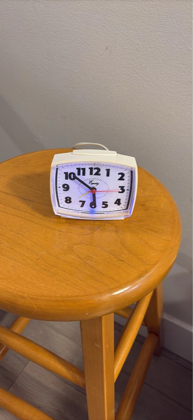 Electrical Smithsonian Alarm Clock