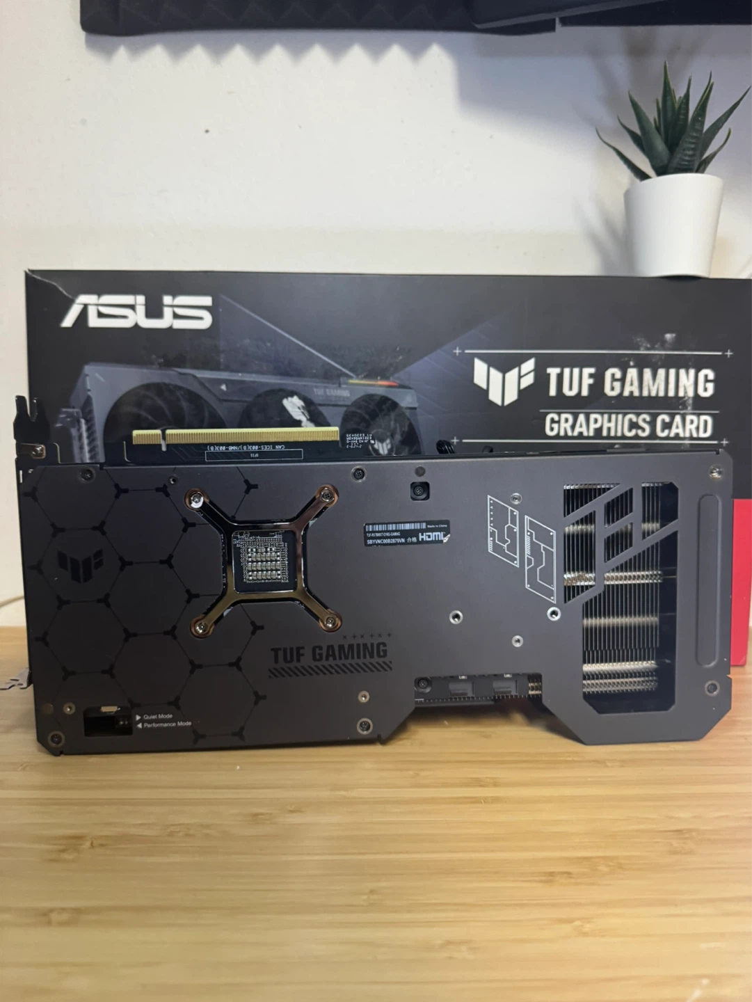 RX 7600XT ASUS TUF 16GB - photo 3