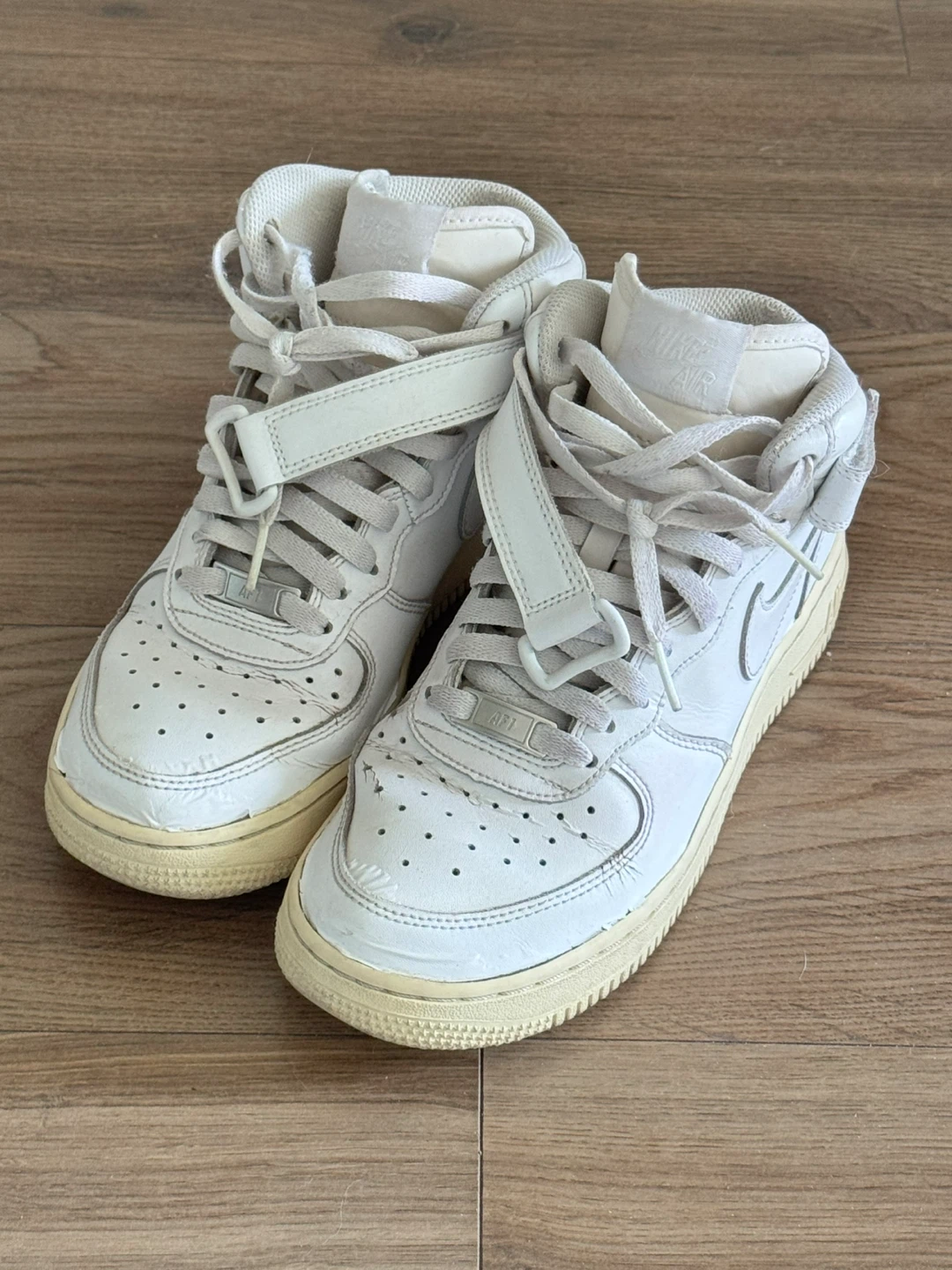 Nike Air Force - Leather High Top Sneakers