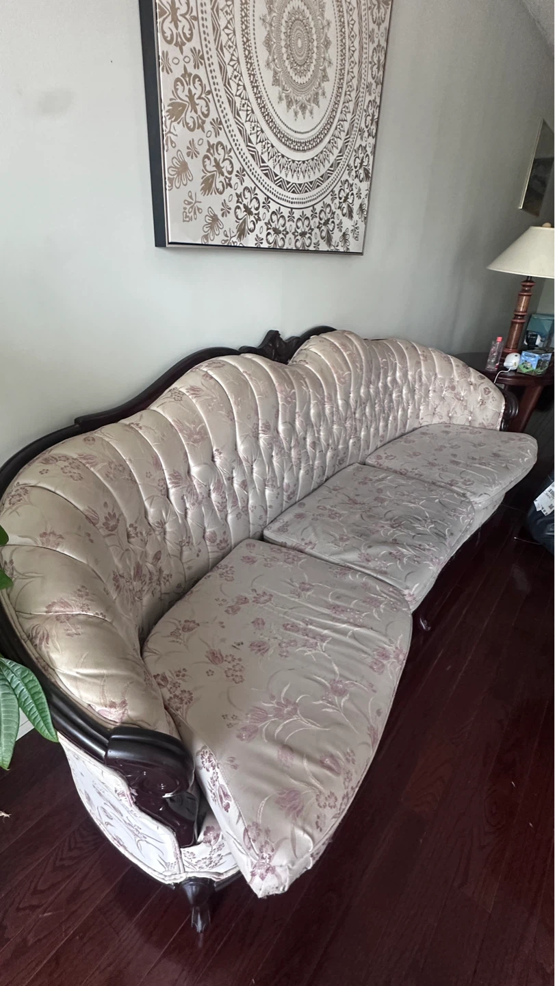 Vintage Tufted Sofas - photo 3