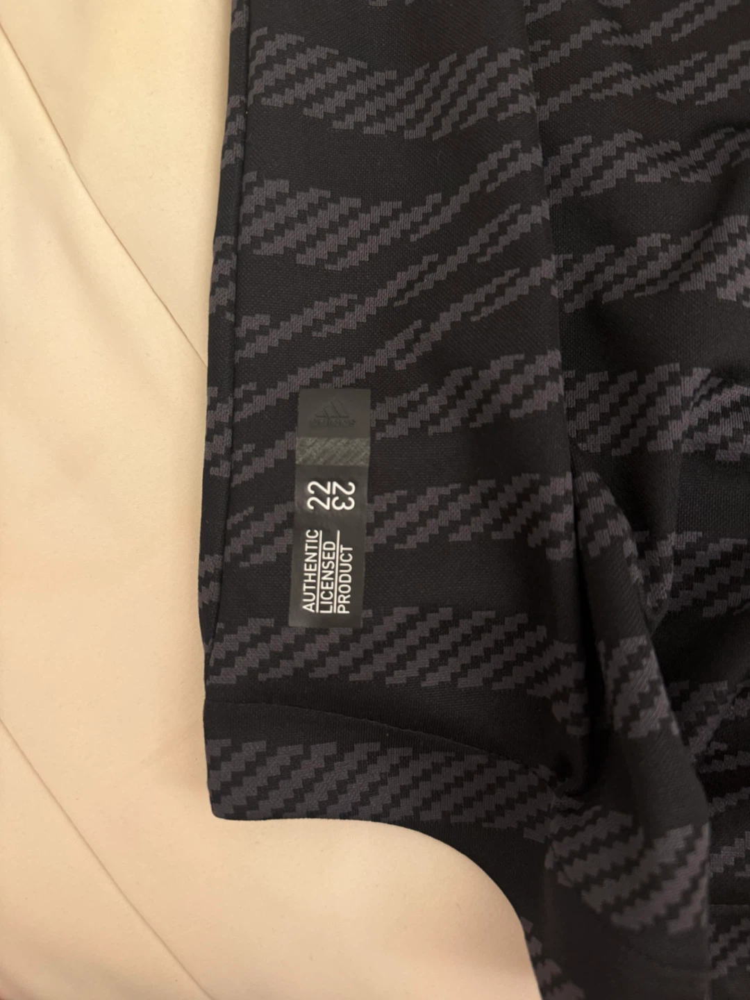 Adidas Real Madrid 22/23 Authentic Jersey - photo 3