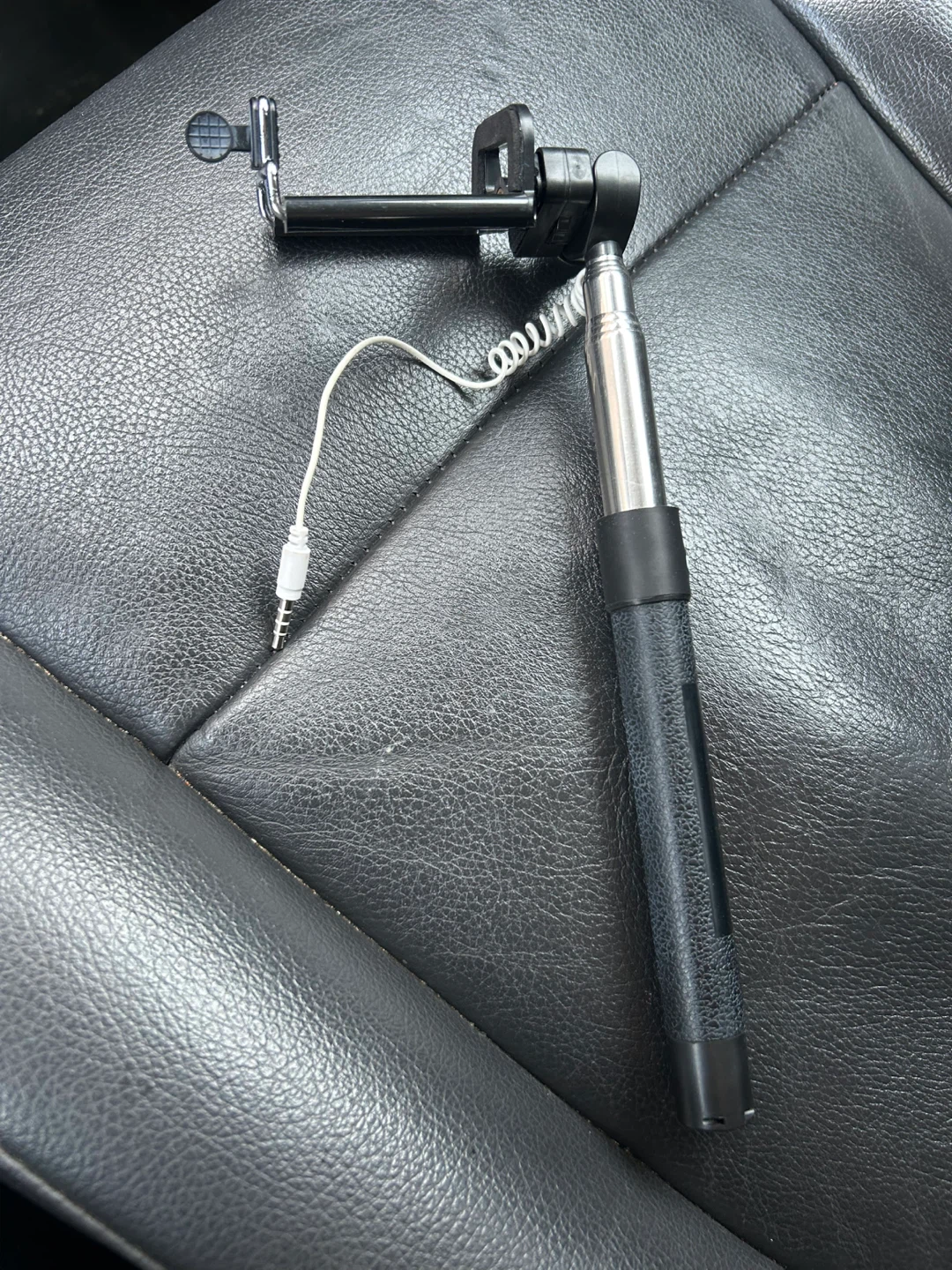 HUB Promotional Selfie Stick with Wired Shutter