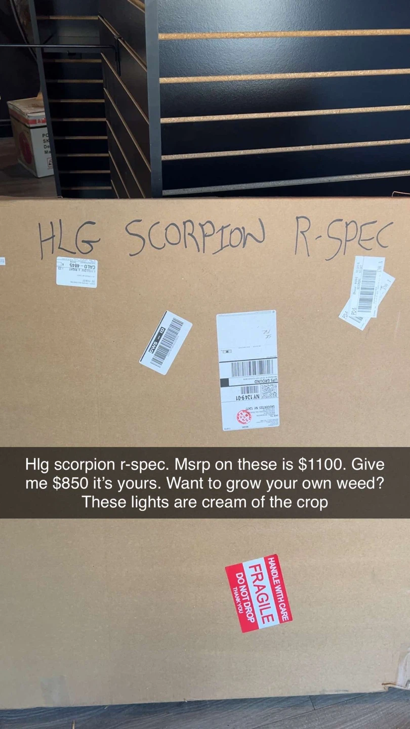 HLG Scorpion Diablo 700 Rspec FR Grow Light
