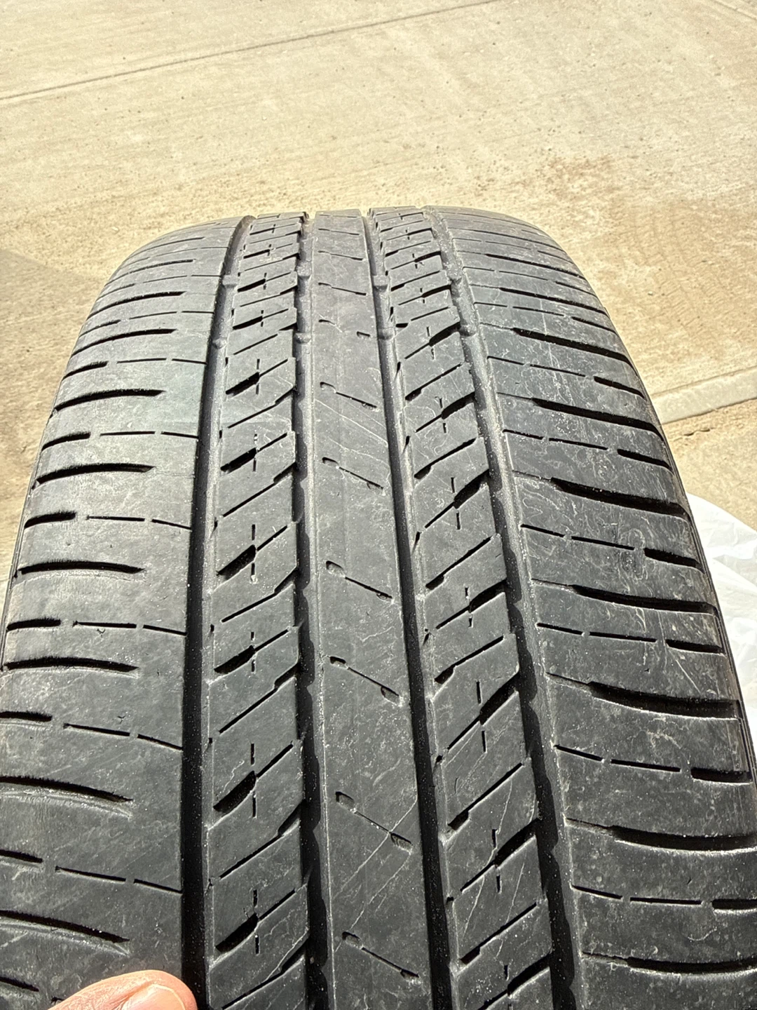 Ecopia/ Bridgestone 225/55R18 97H Tire