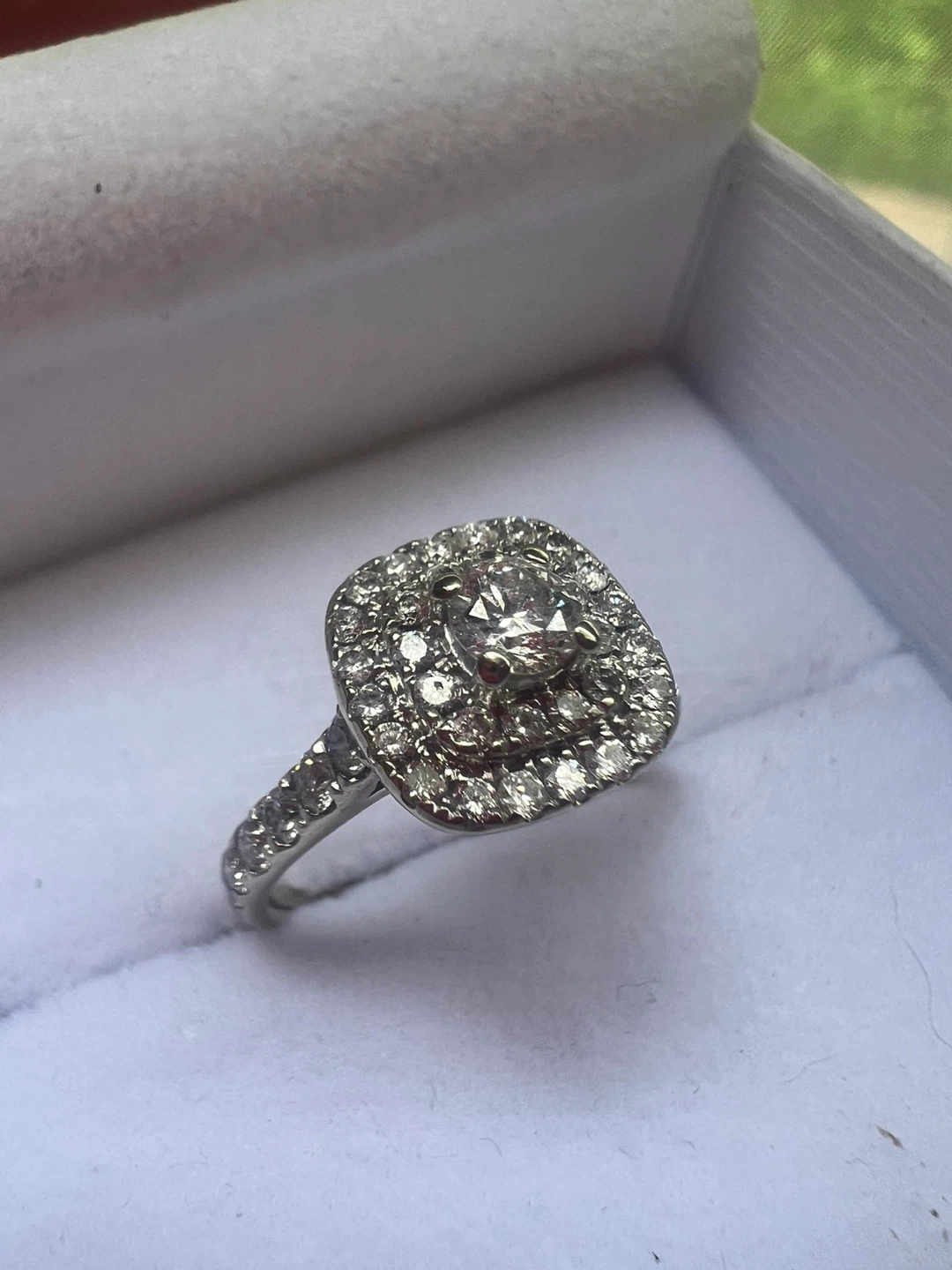 14K White Gold Diamond Engagement Ring