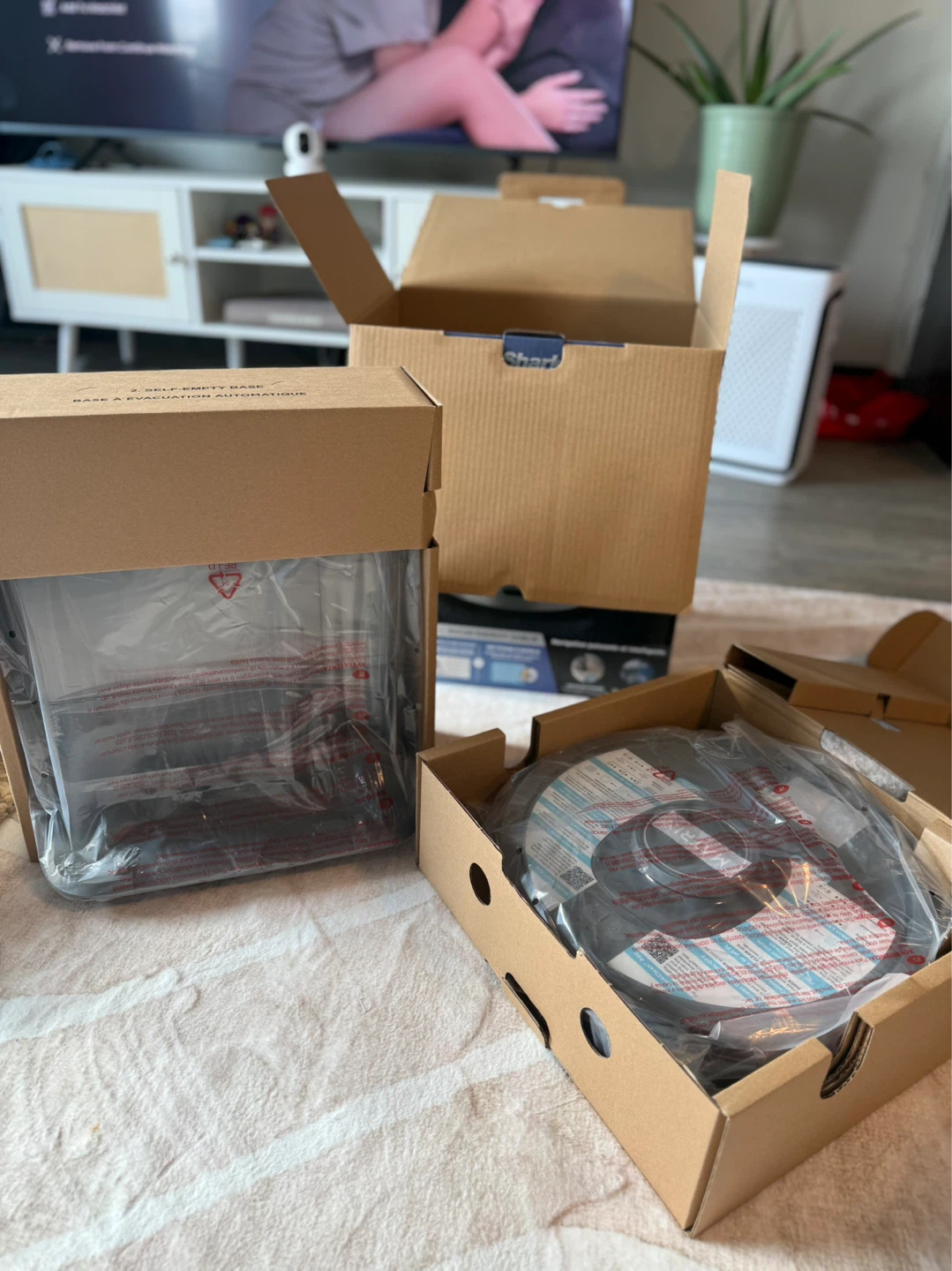 Shark MATRIX Self-Emptying Robot Vacuum - photo 2
