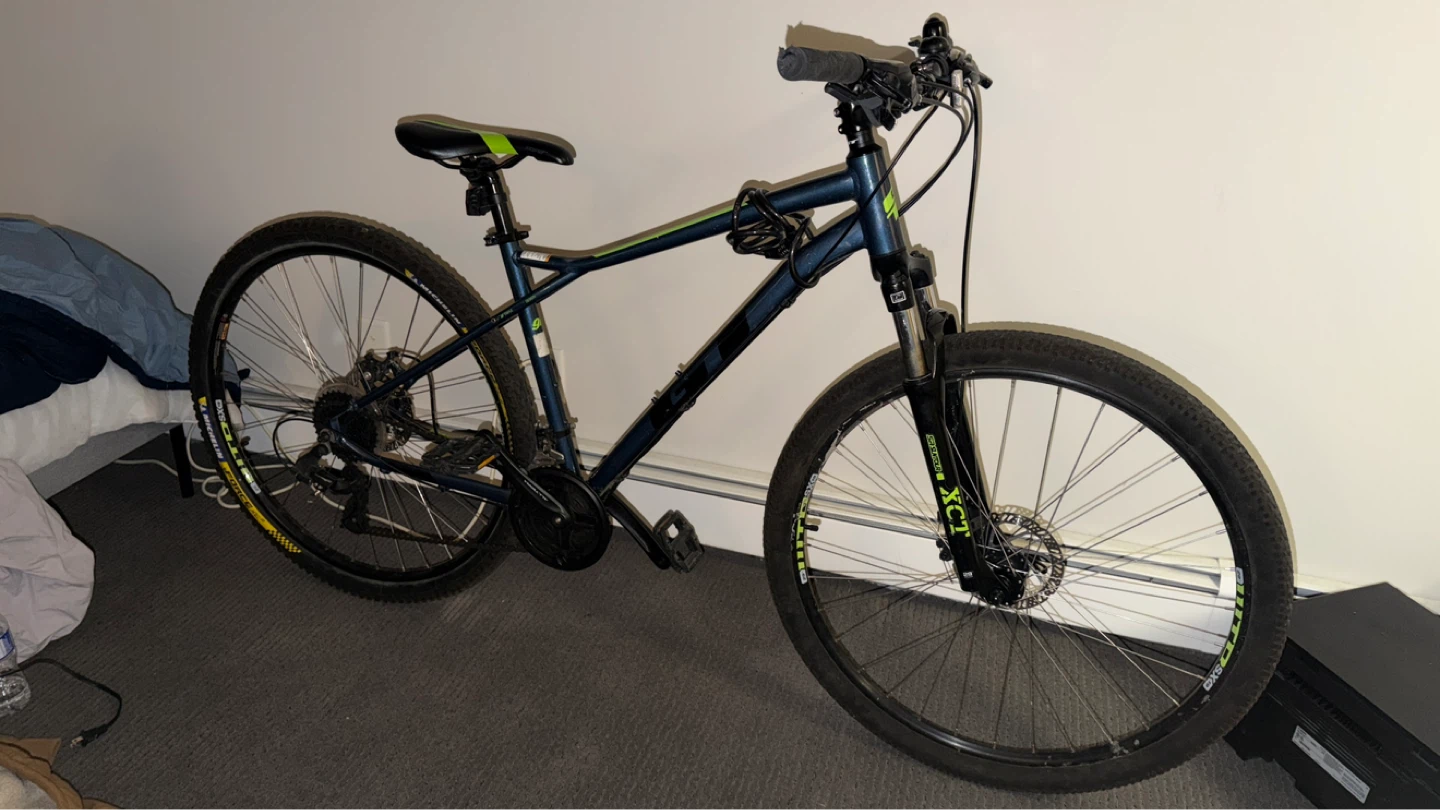 GT Aggressor Bike - Hybrid Mountain - photo 2
