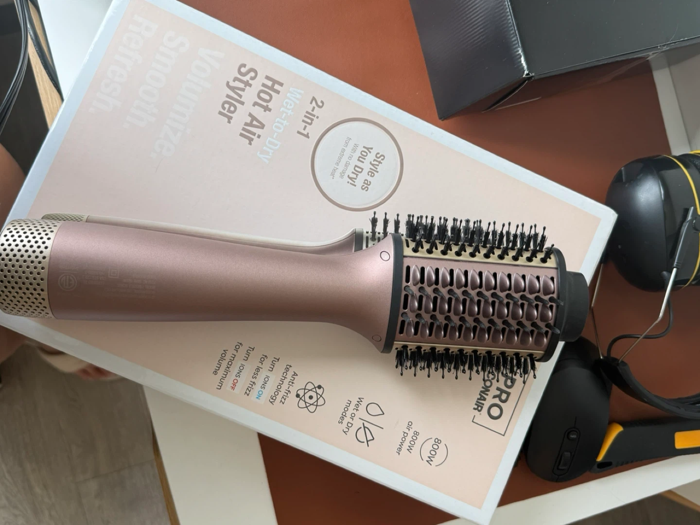 Conair 2-in-1 Wet-to-Dry Hot Air Styler