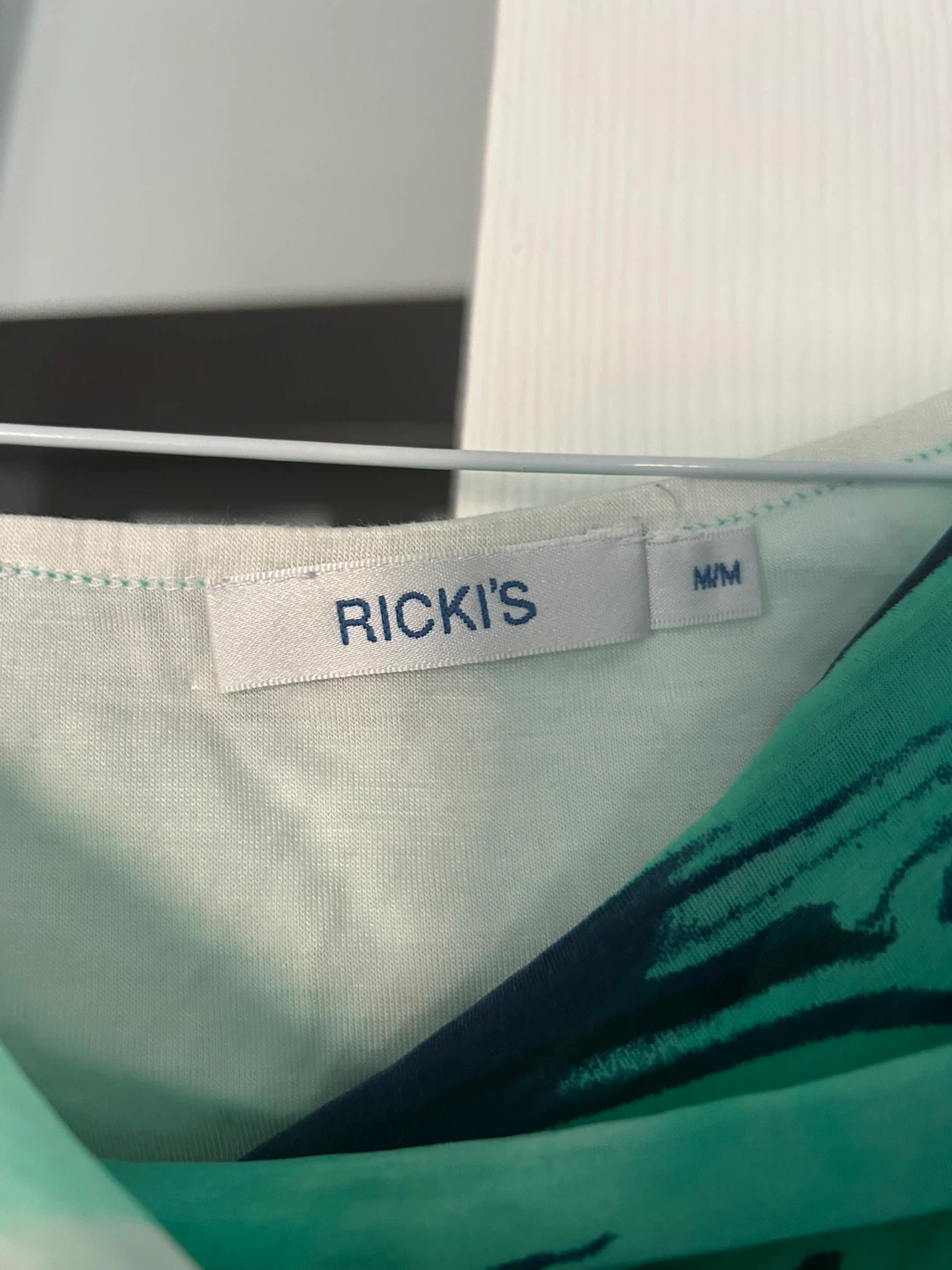RICKI'S Sleeveless Green Floral Blouse M/M - photo 2