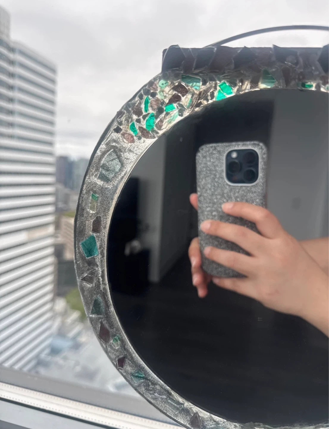 Decorative Round Mirror with glass and resin Frame - photo 3