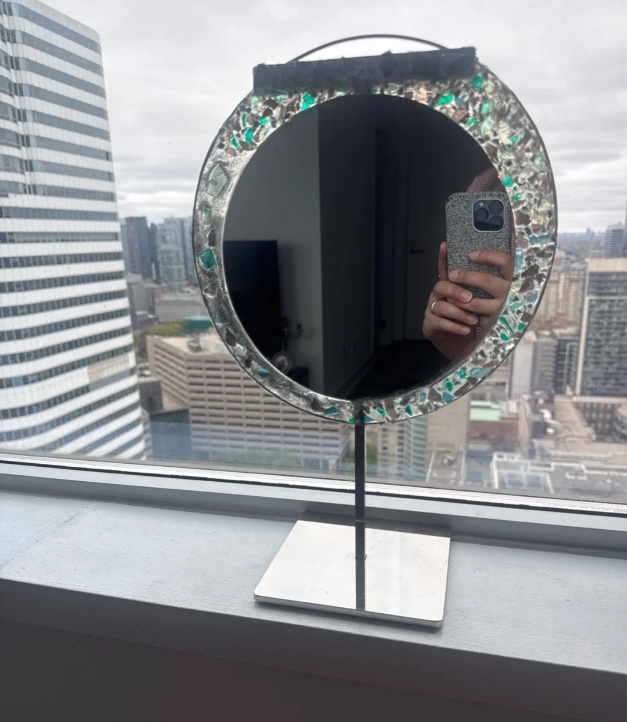Decorative Round Mirror with glass and resin Frame