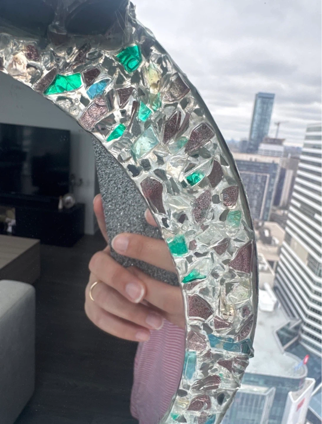 Decorative Round Mirror with glass and resin Frame - photo 2
