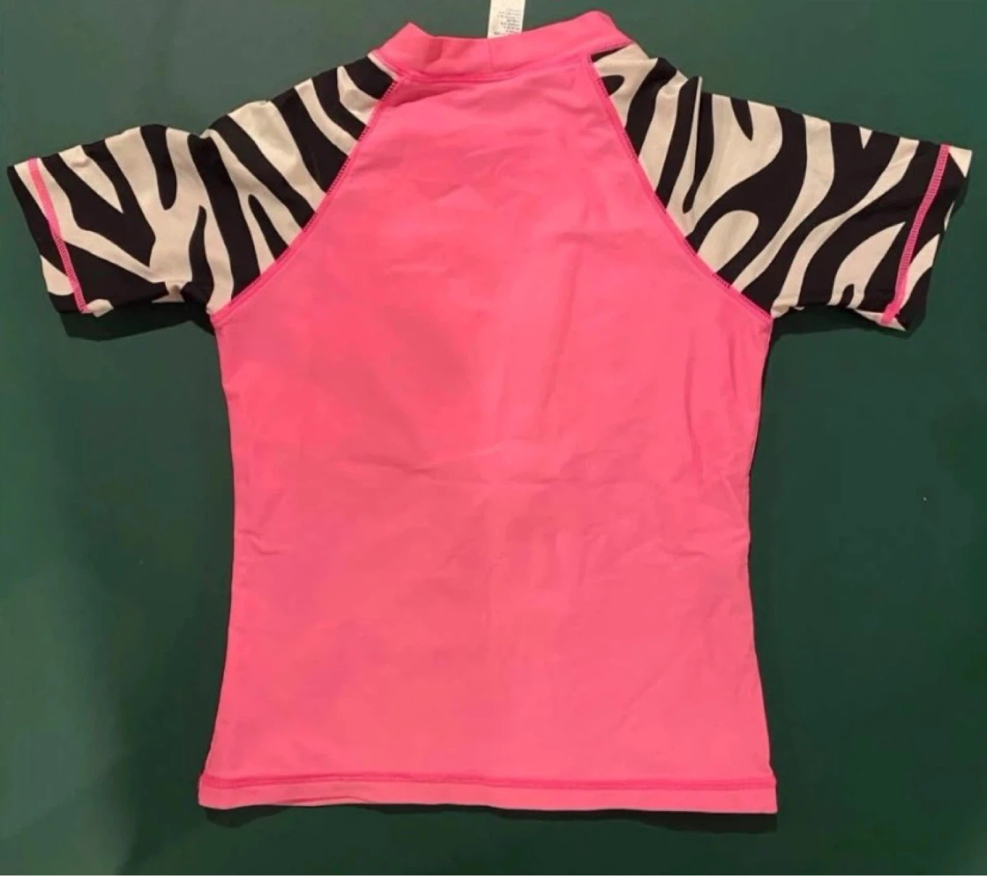 EUC: Pink Rainbow Heart Raglan Swim Top Rash Guard Size 10 - photo 3