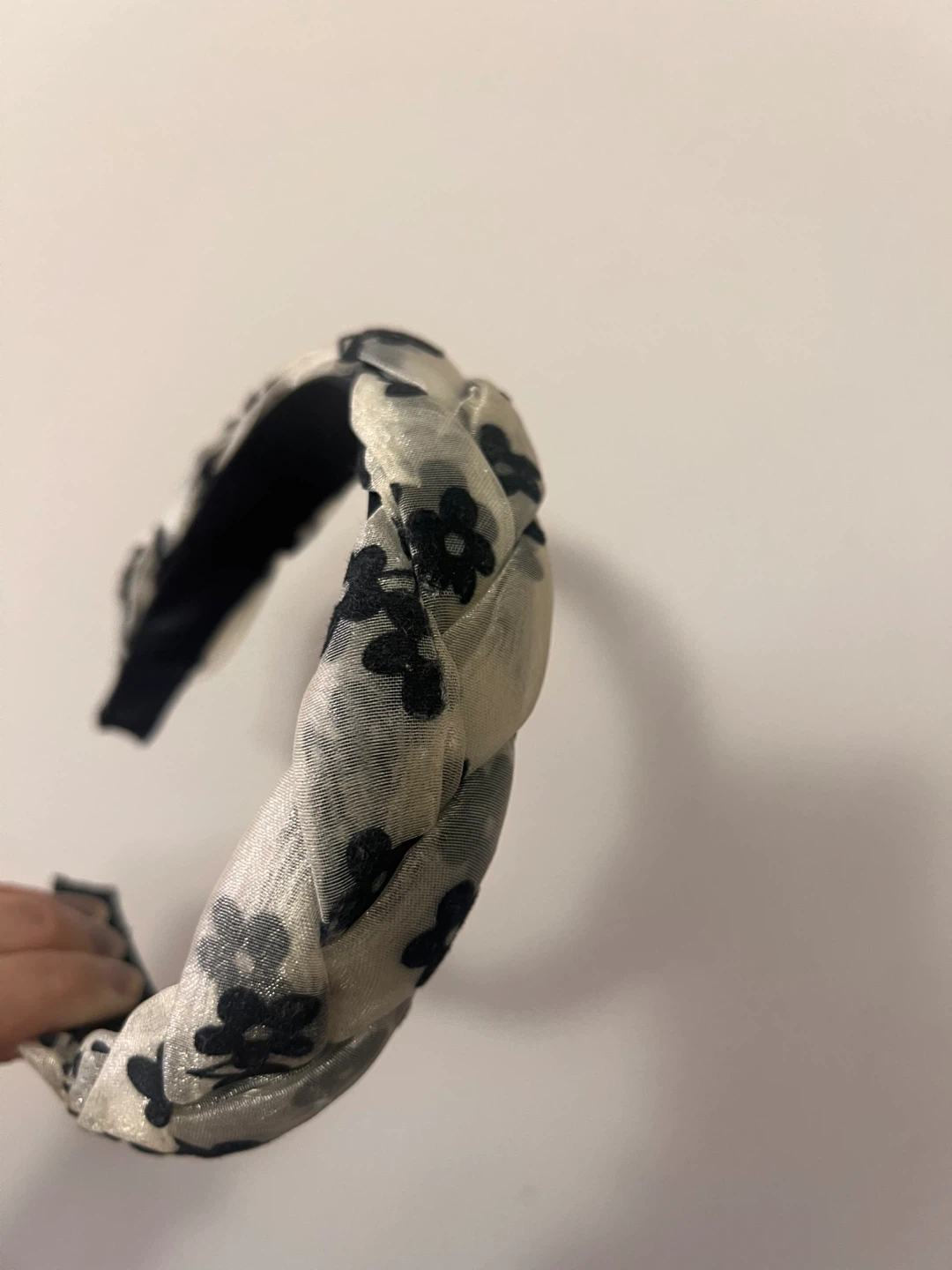 Set of 4 Headbands ($15 for 4 and $5 for each) - photo 3