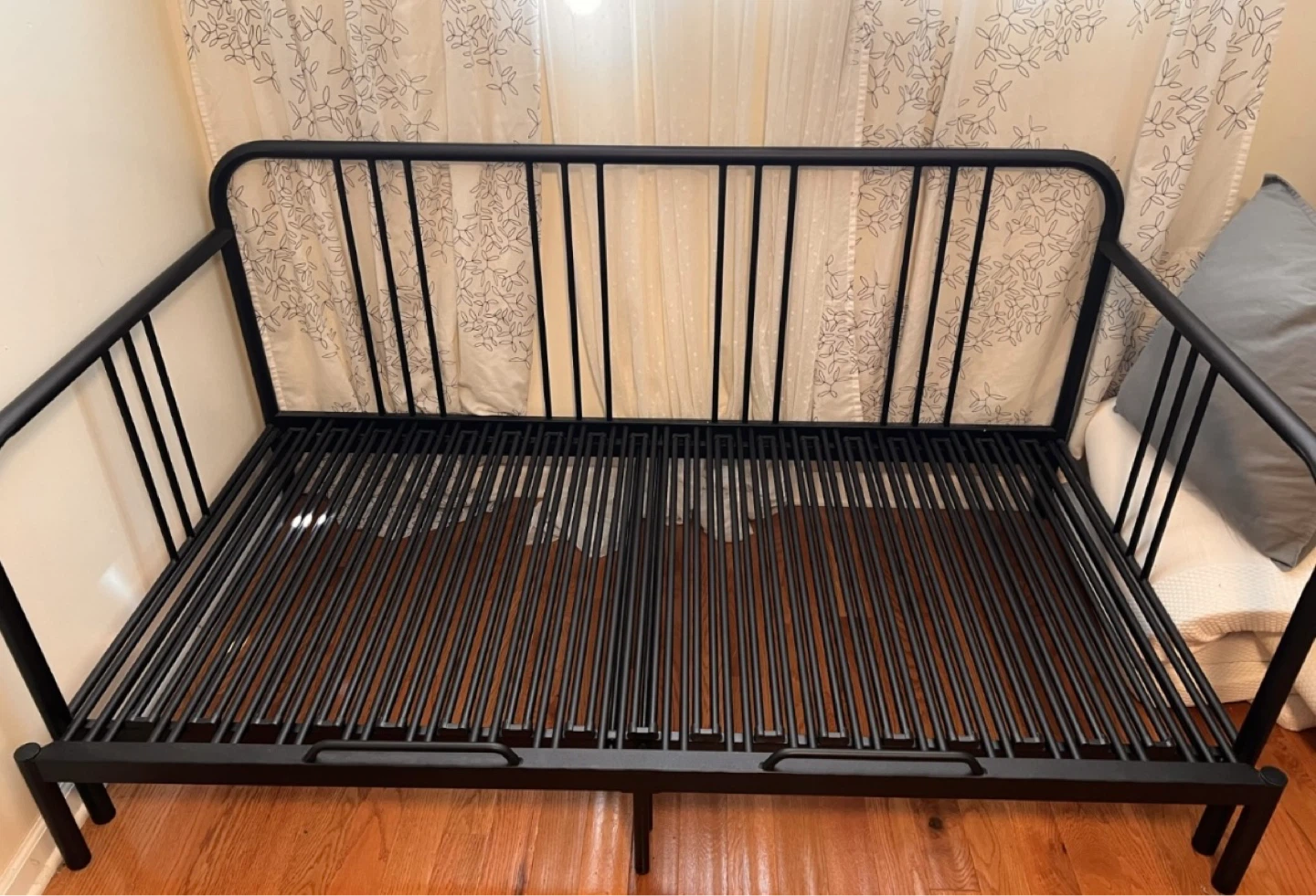 Black Metal Daybed Frame