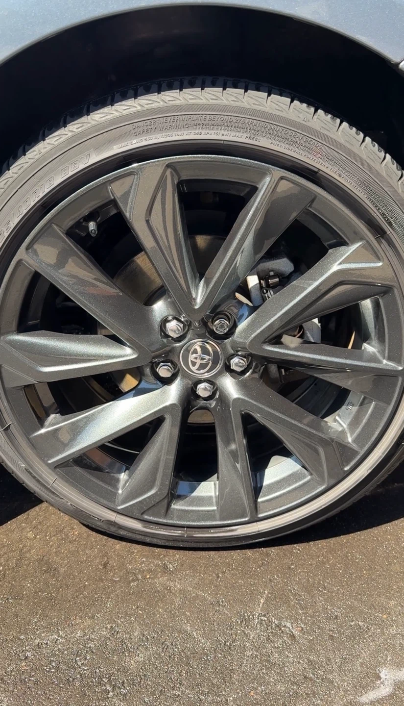 Professional Car Detailing | Interior & Exterior Services - photo 3