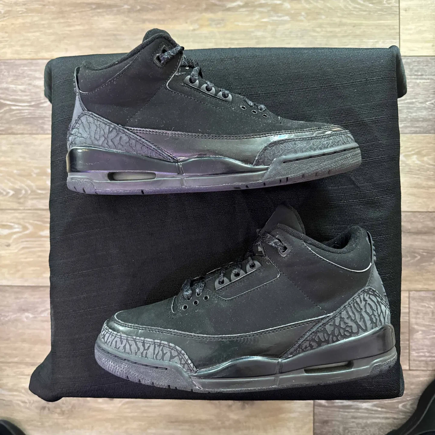 Jordan 3 Black Cats (Size 13)