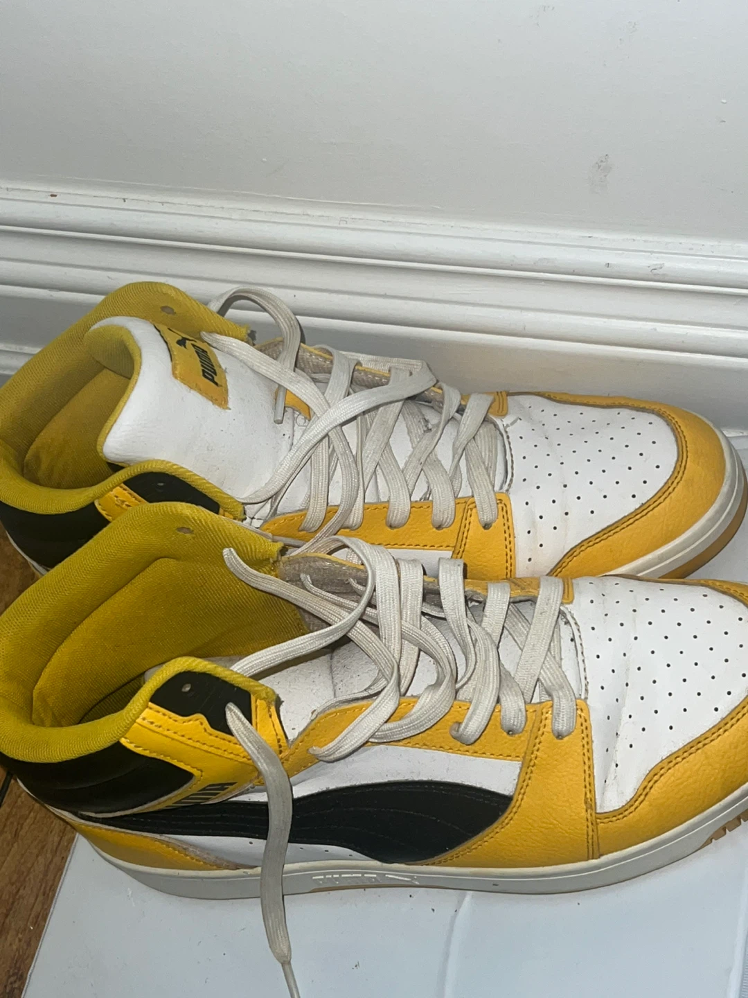 Puma High Top Sneakers Yellow/White