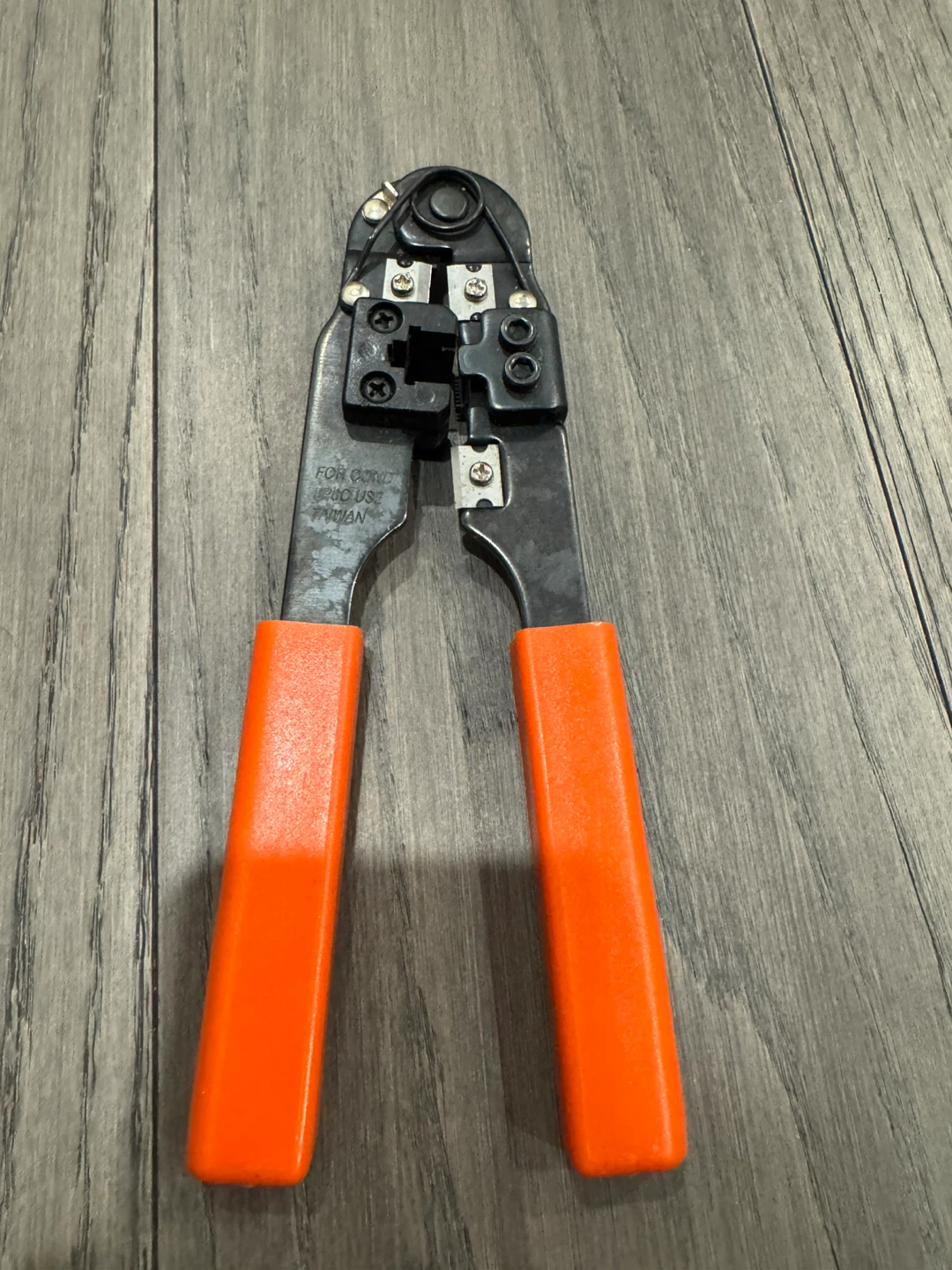 Crimping Tool for Cat5e/Cat6 Connectors