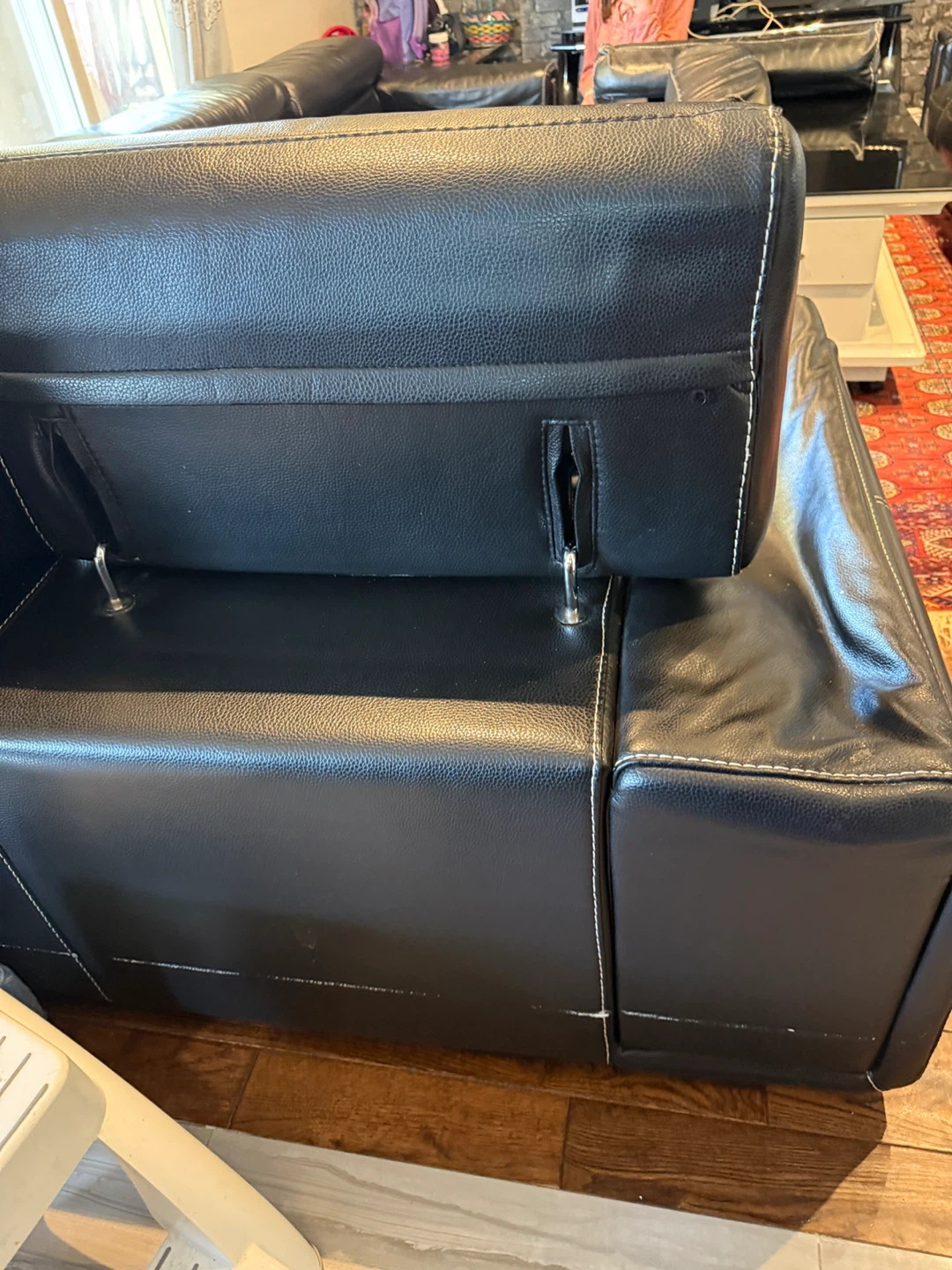 Black Leather Loveseat - photo 4