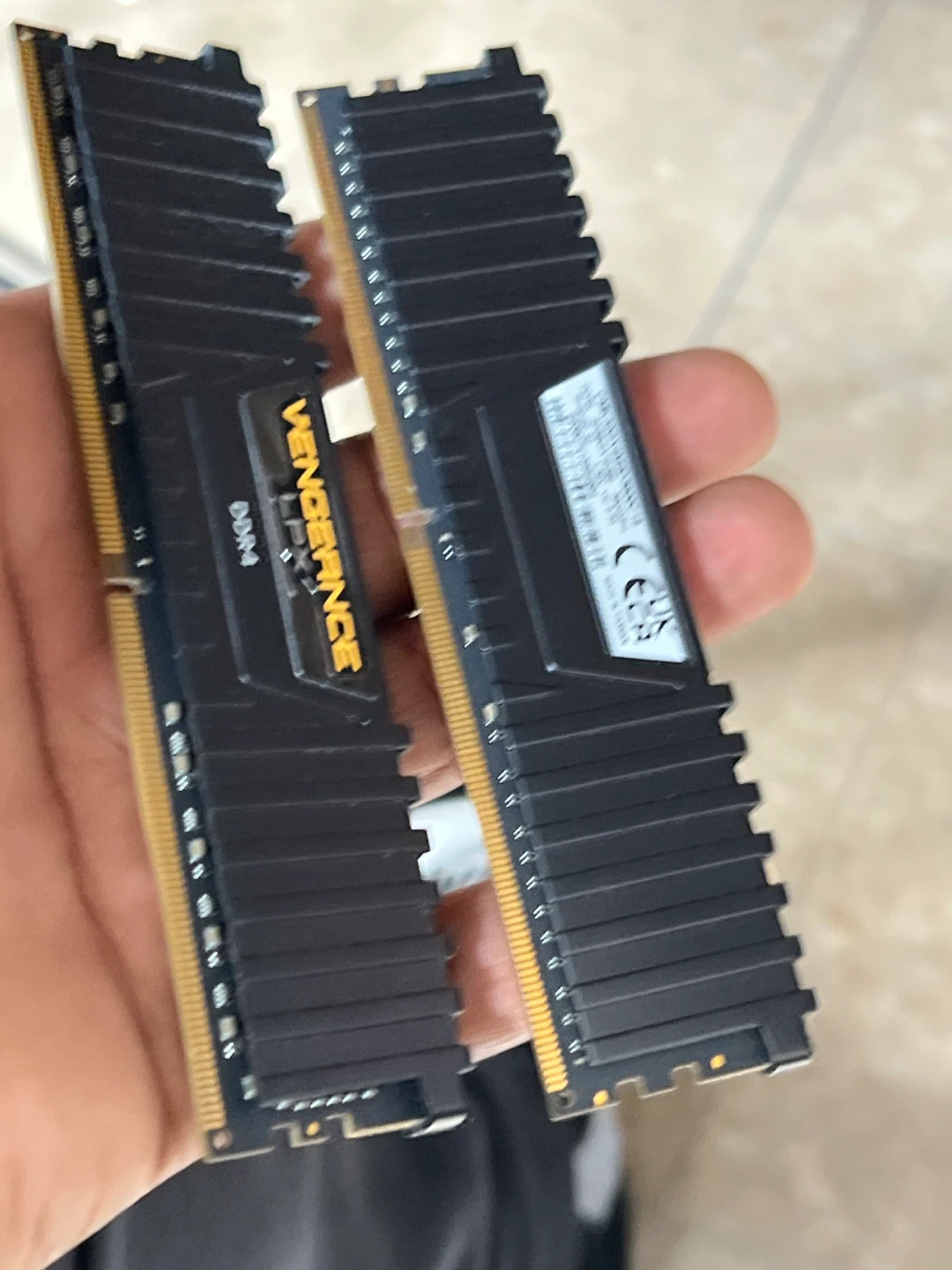 Corsair Vengeance LPX DDR4 RAM Sticks - photo 3