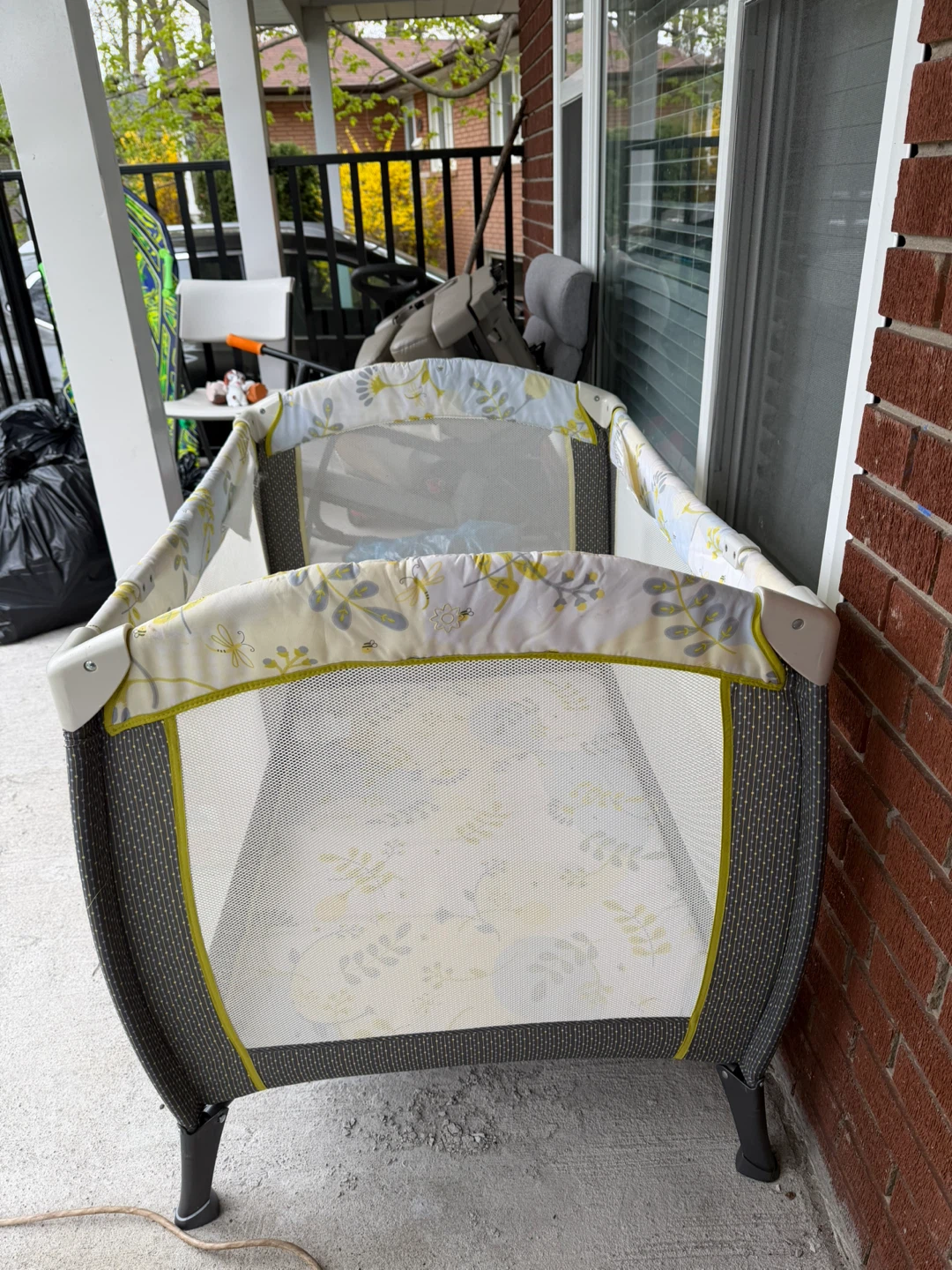 Baby Playpen/Travel Crib - photo 3